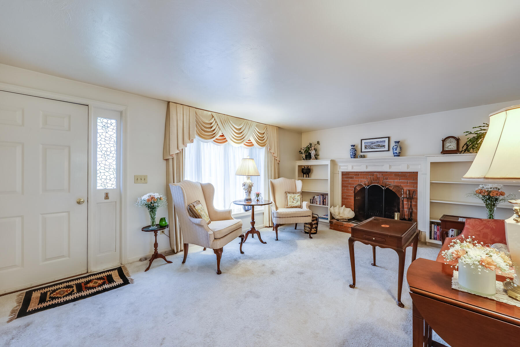 231 Knotty Pine Lane