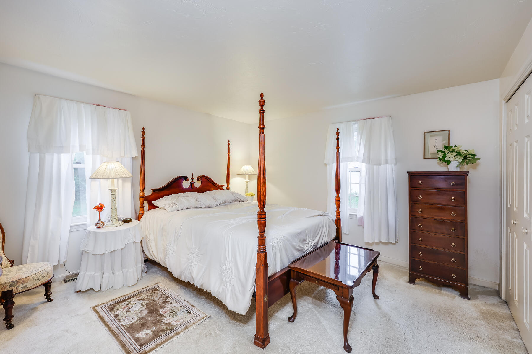 231 Knotty Pine Lane