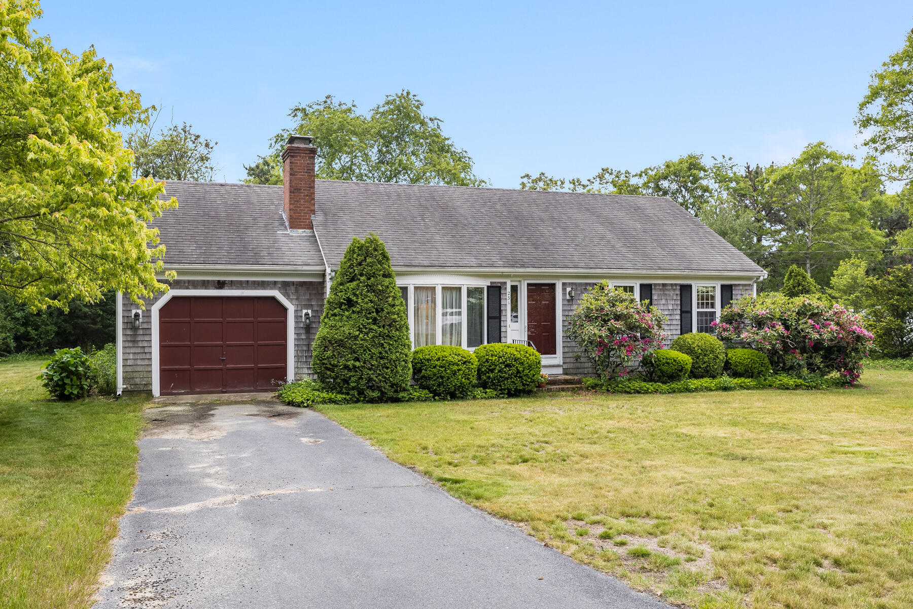 231 Knotty Pine Lane