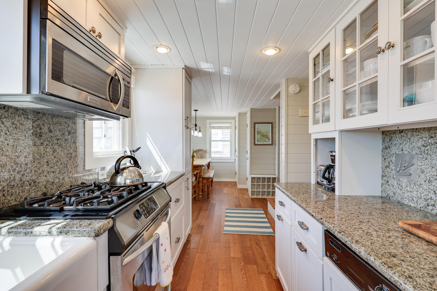 143 N Shore Boulevard # 4A