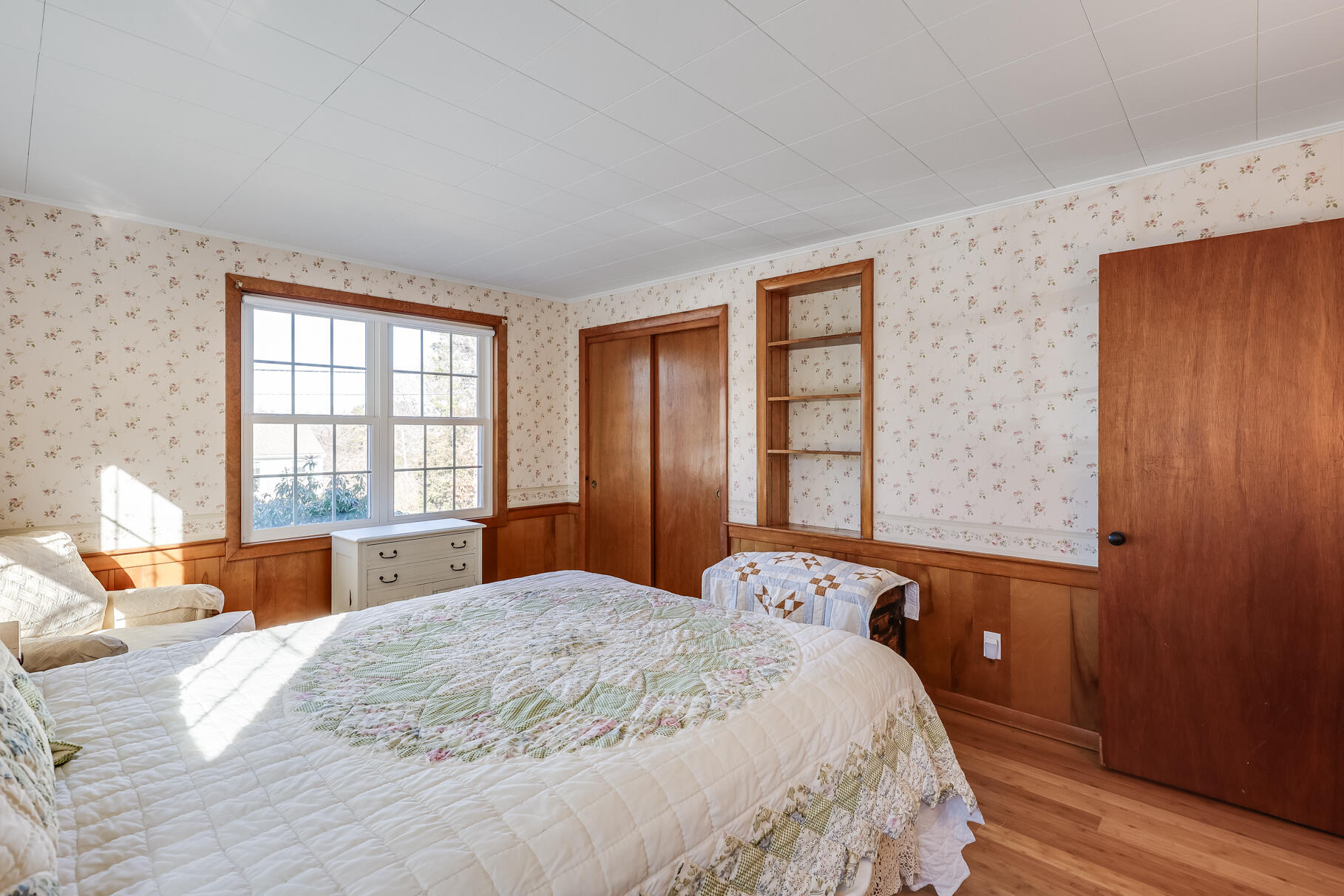 10 Monument View Road