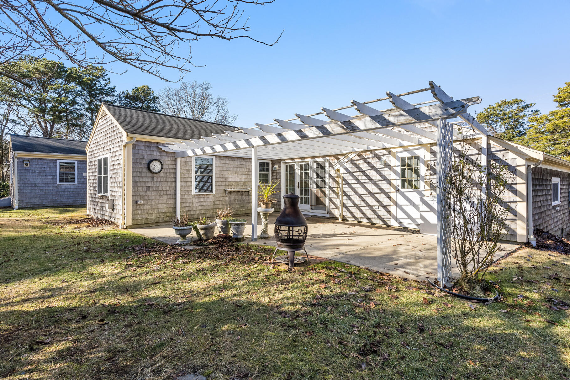 10 Monument View Road