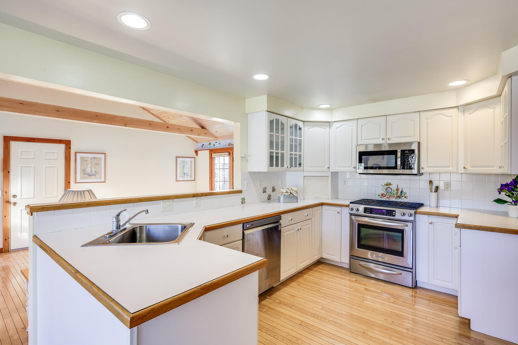 10 Monument View Road