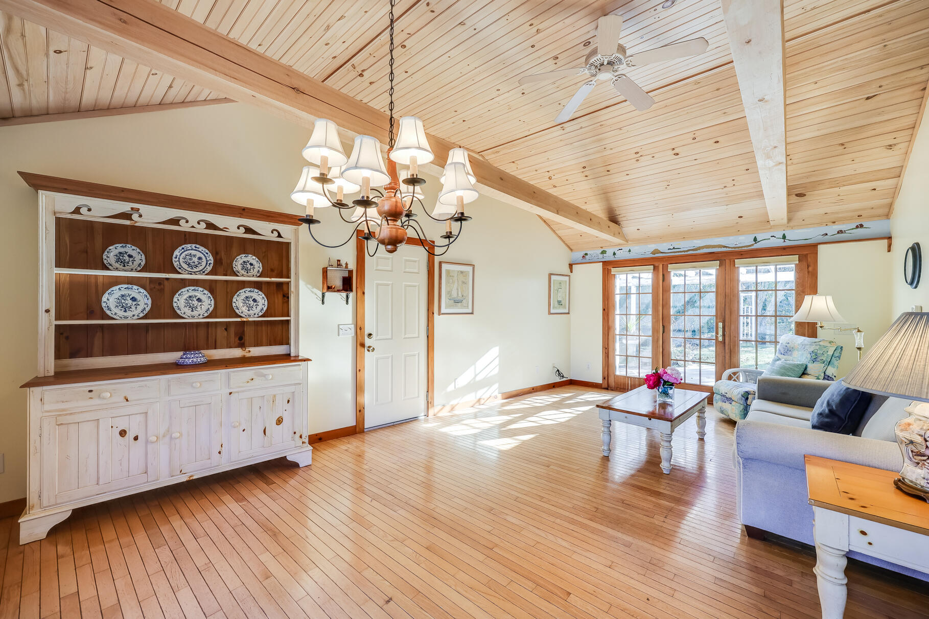 10 Monument View Road