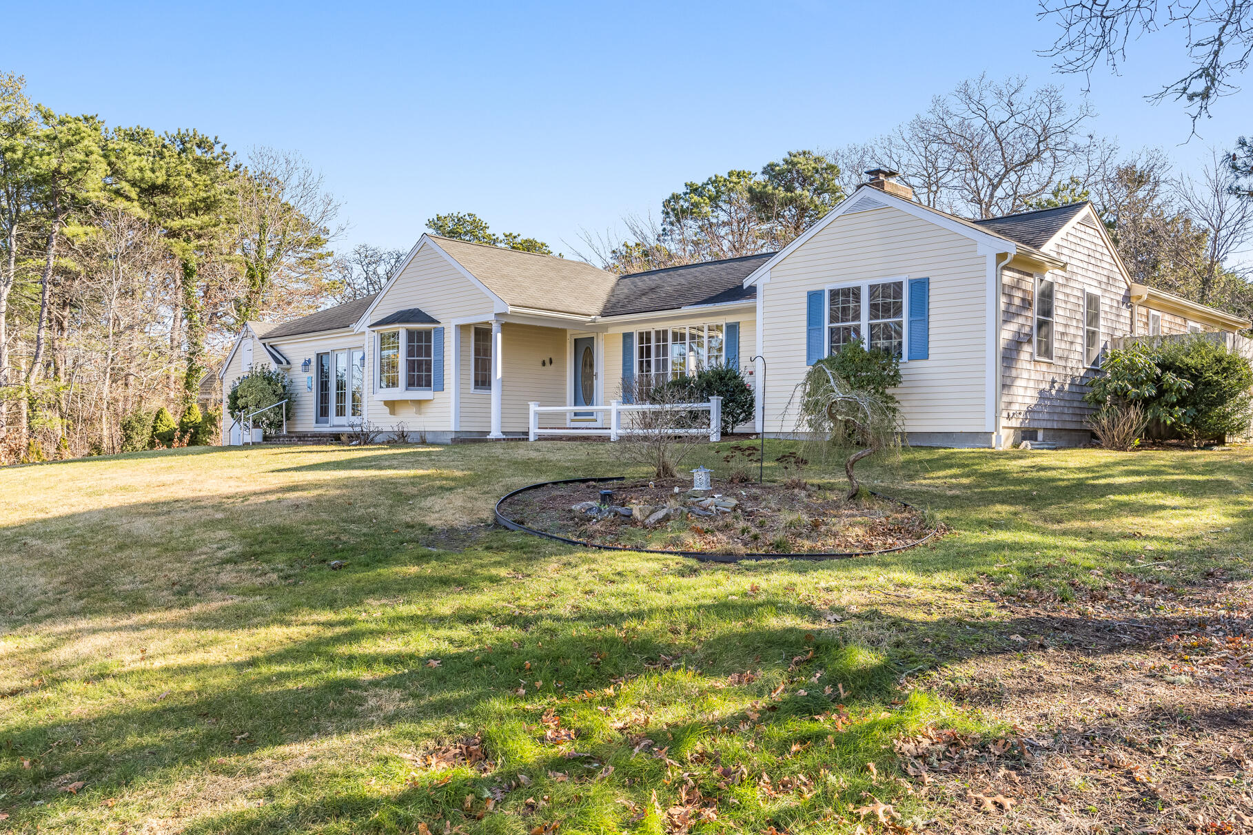 10 Monument View Road