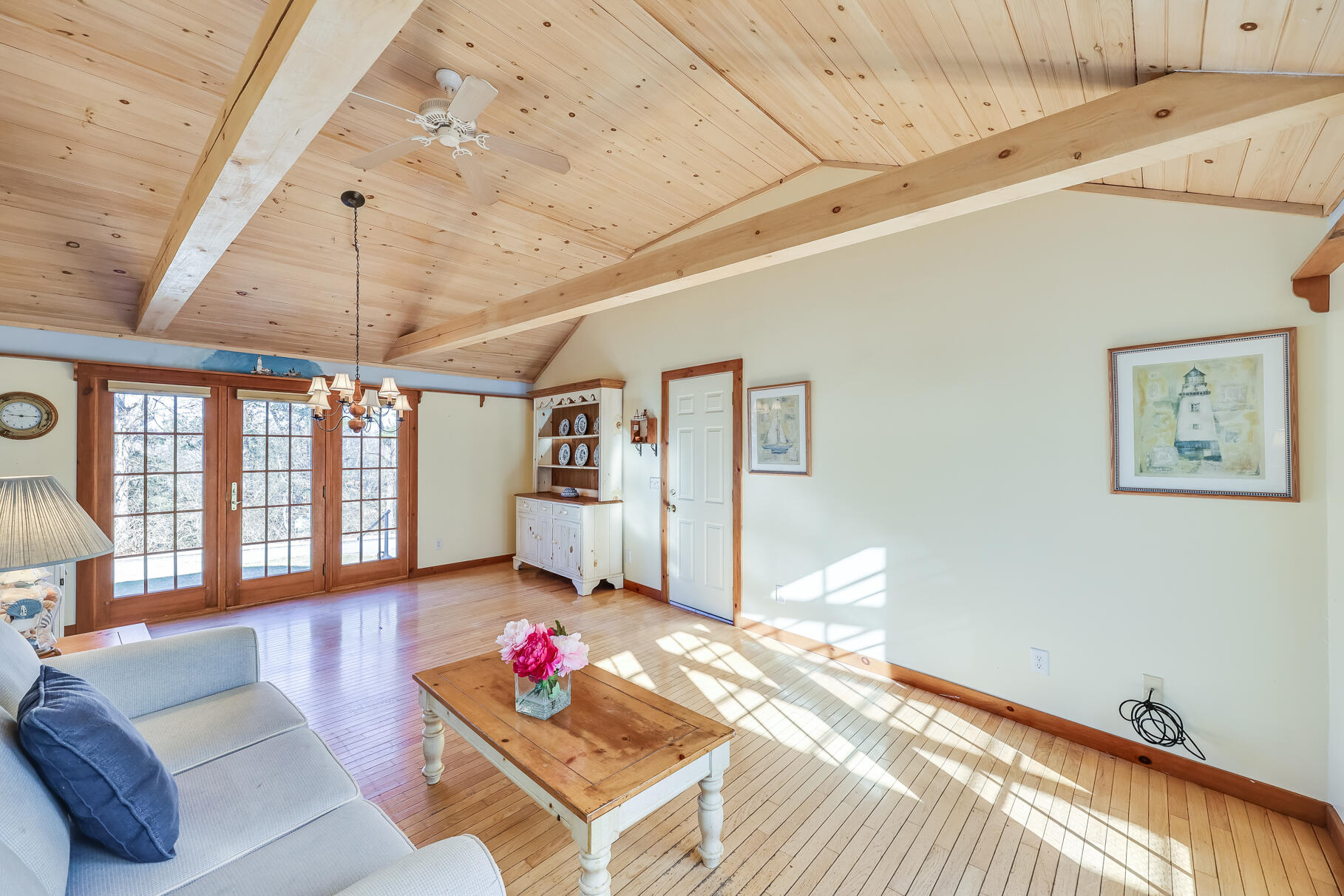 10 Monument View Road