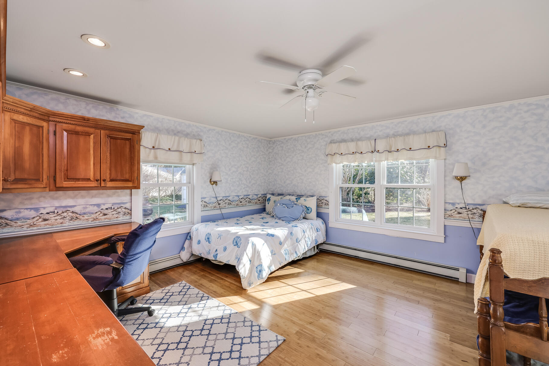 10 Monument View Road