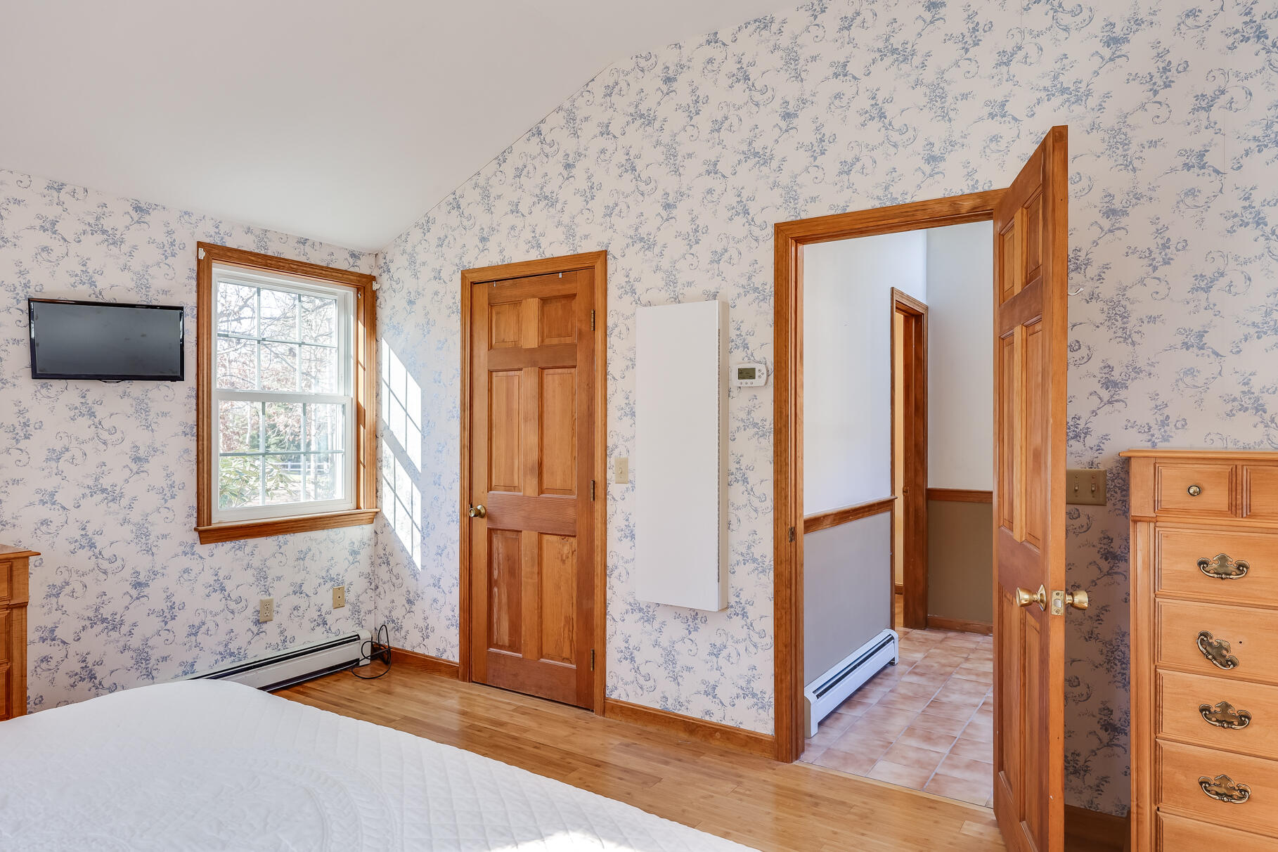 10 Monument View Road