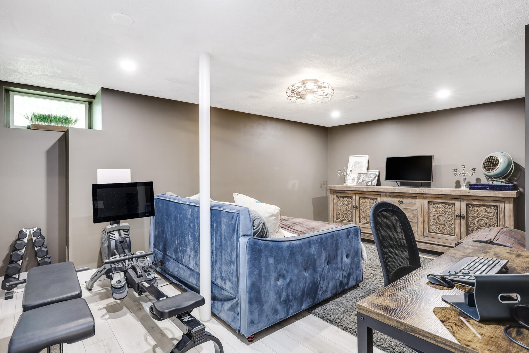 12 Faunce Mountain Road