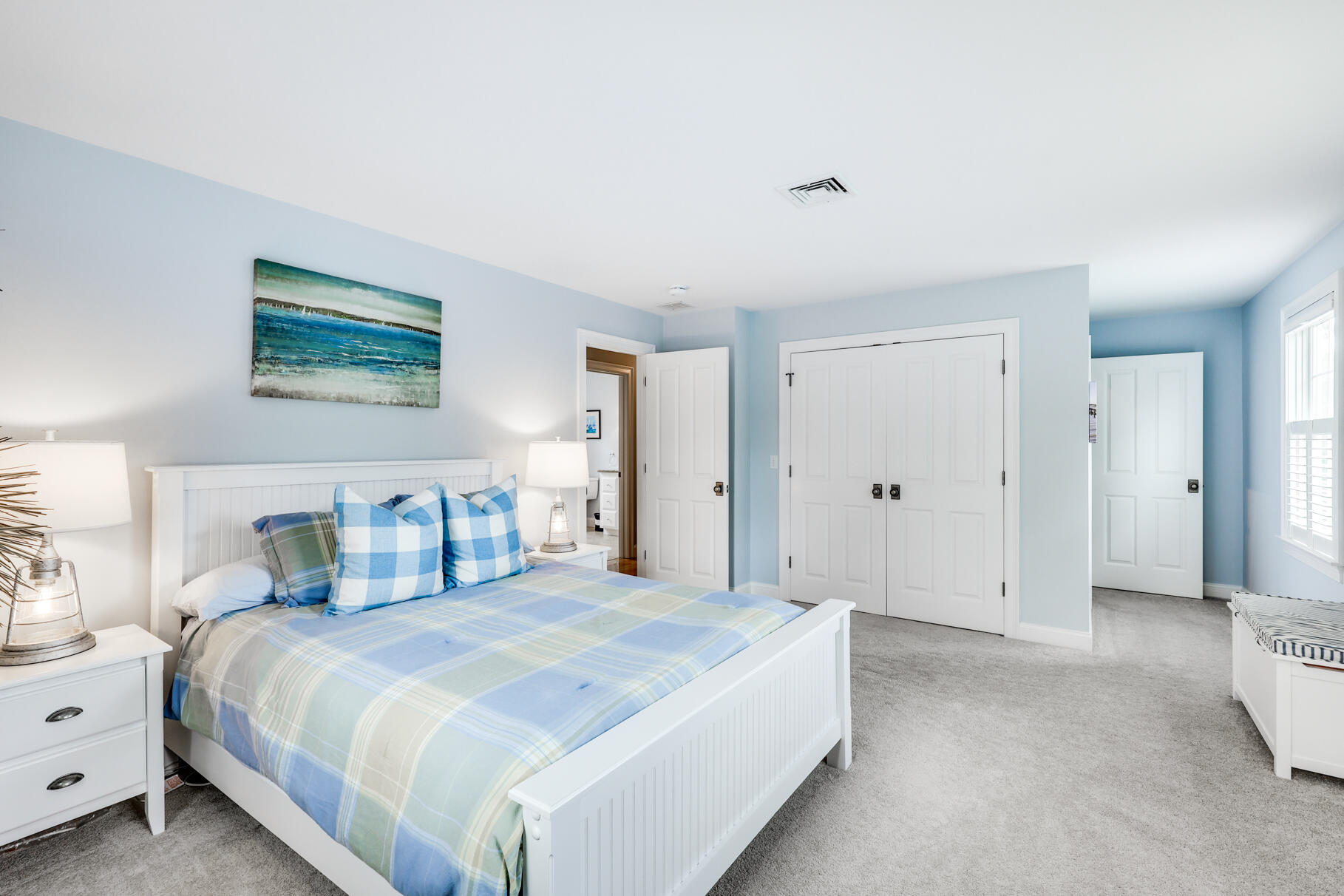 7 Jacobs Meadow Road