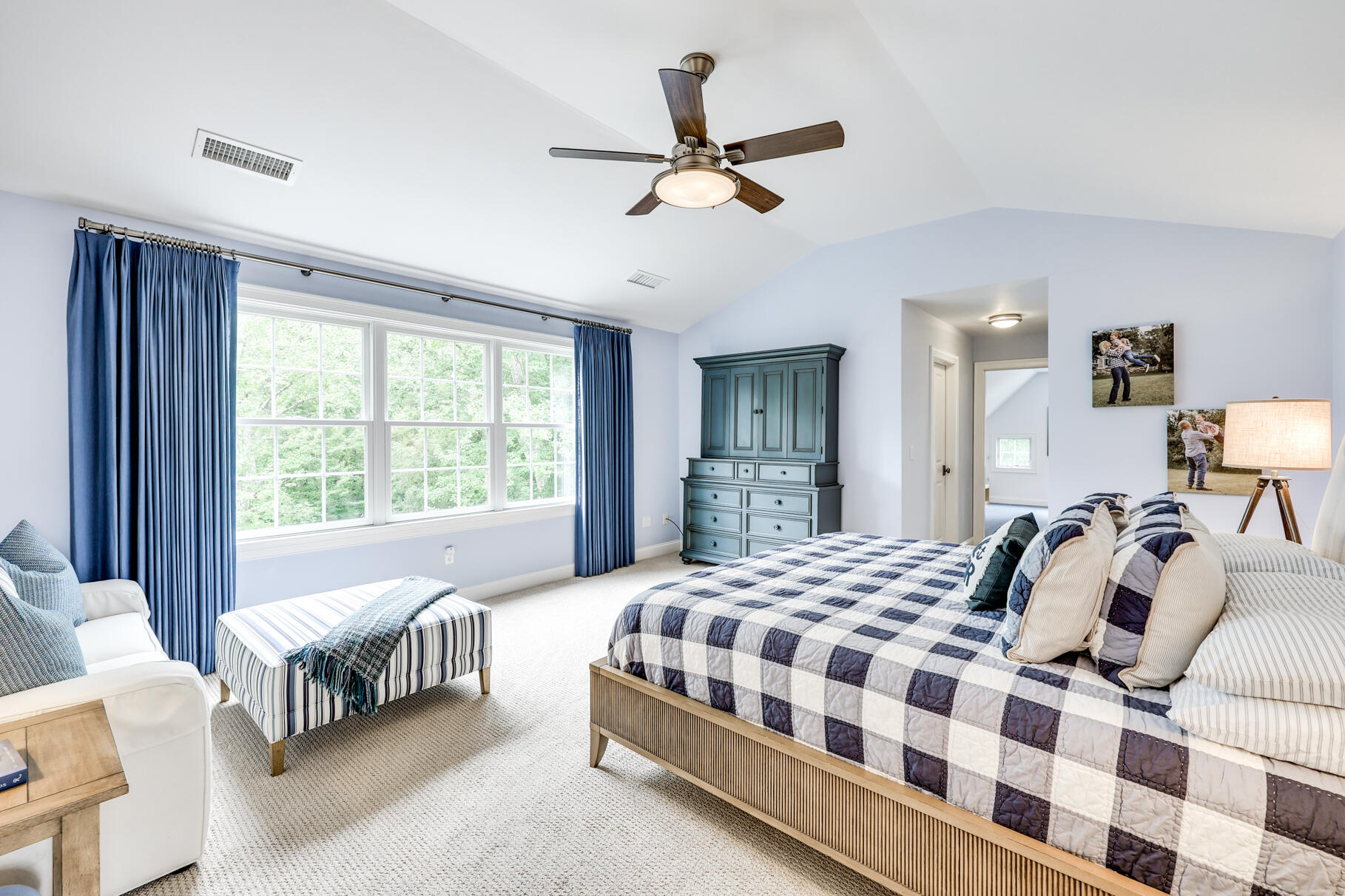 7 Jacobs Meadow Road