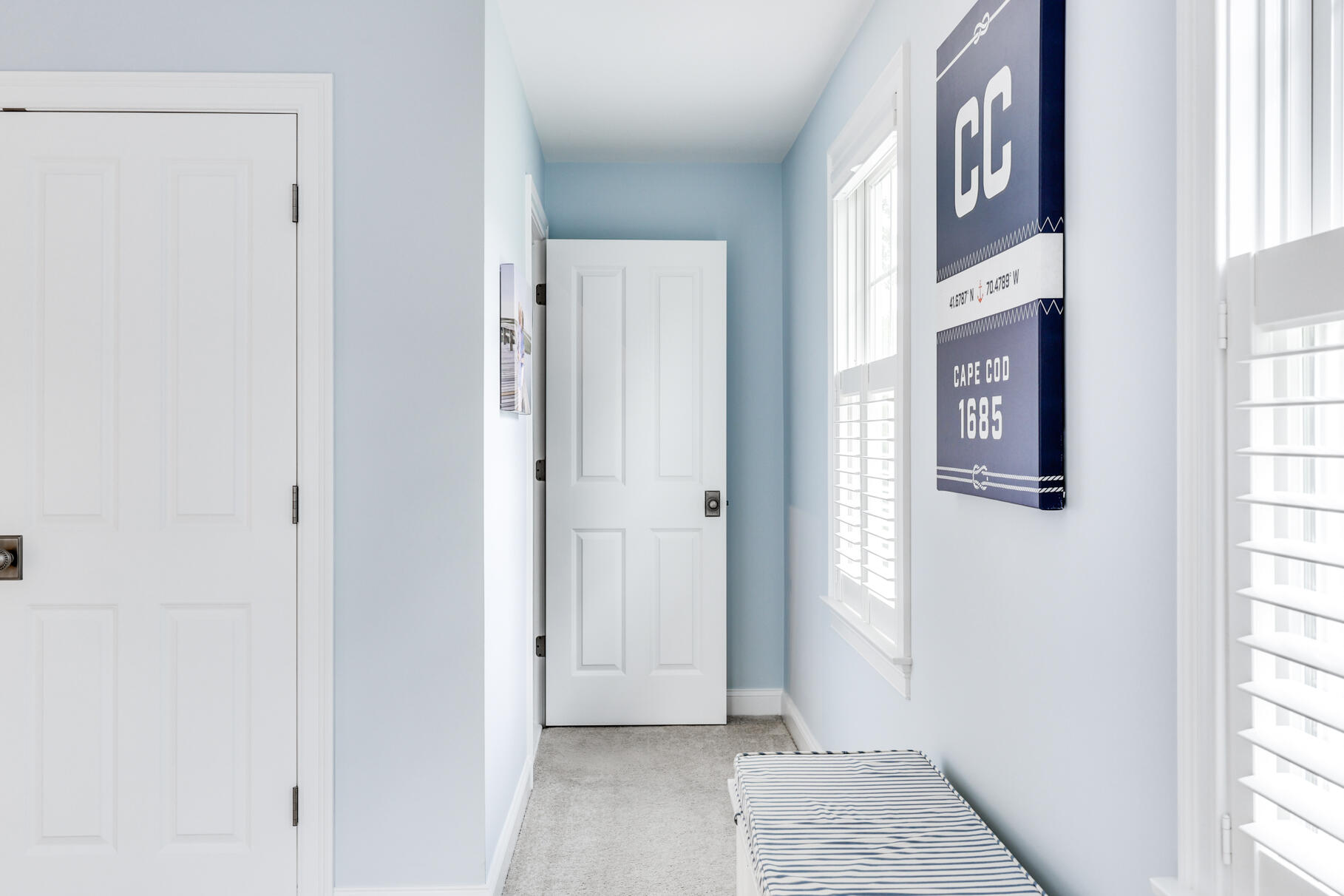 7 Jacobs Meadow Road