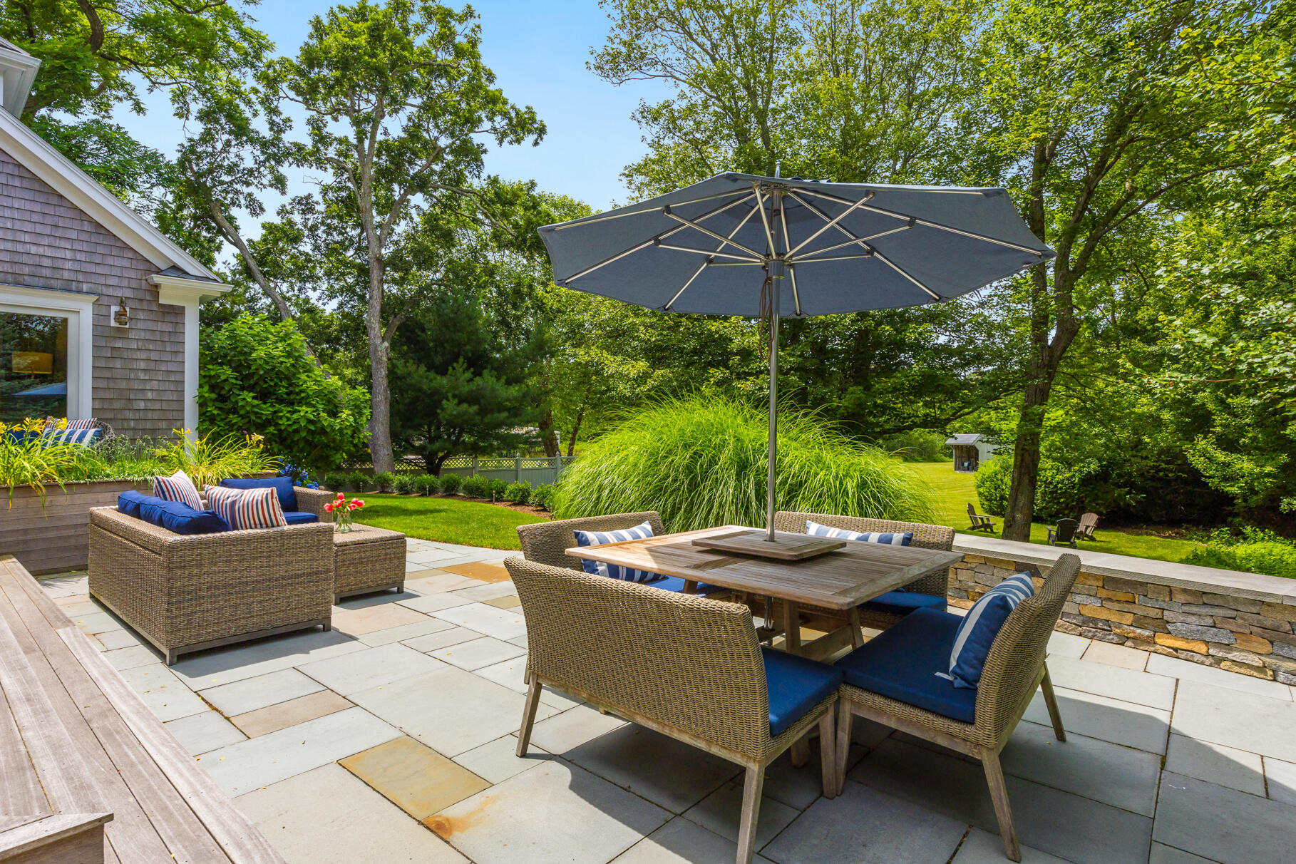 7 Jacobs Meadow Road