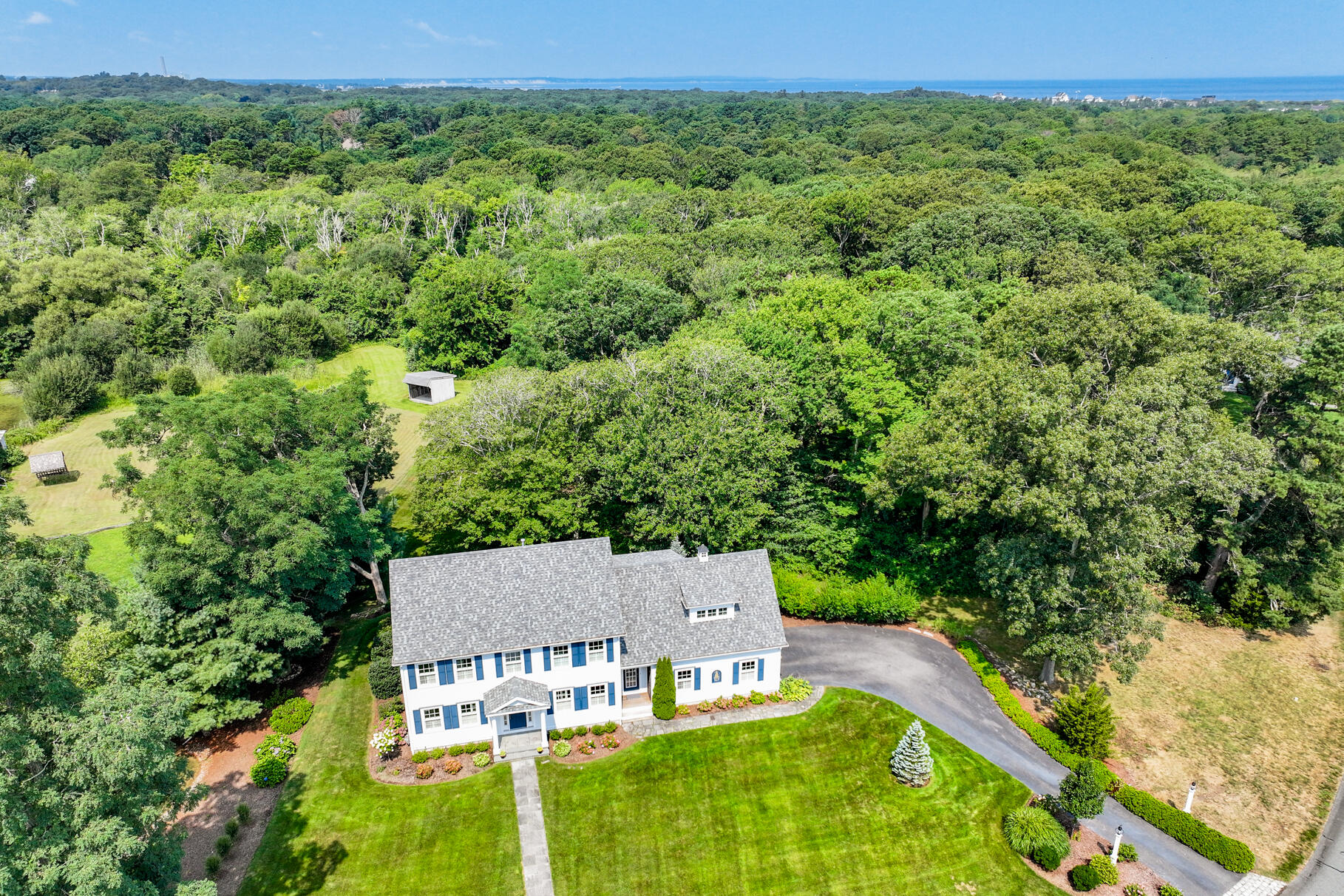 7 Jacobs Meadow Road