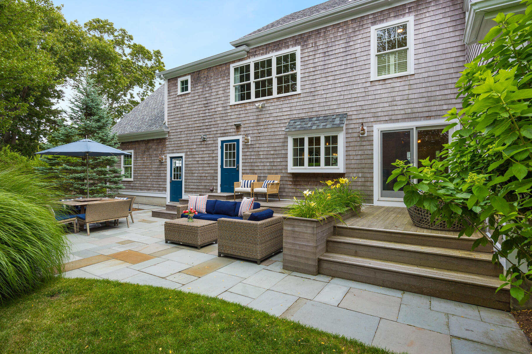 7 Jacobs Meadow Road