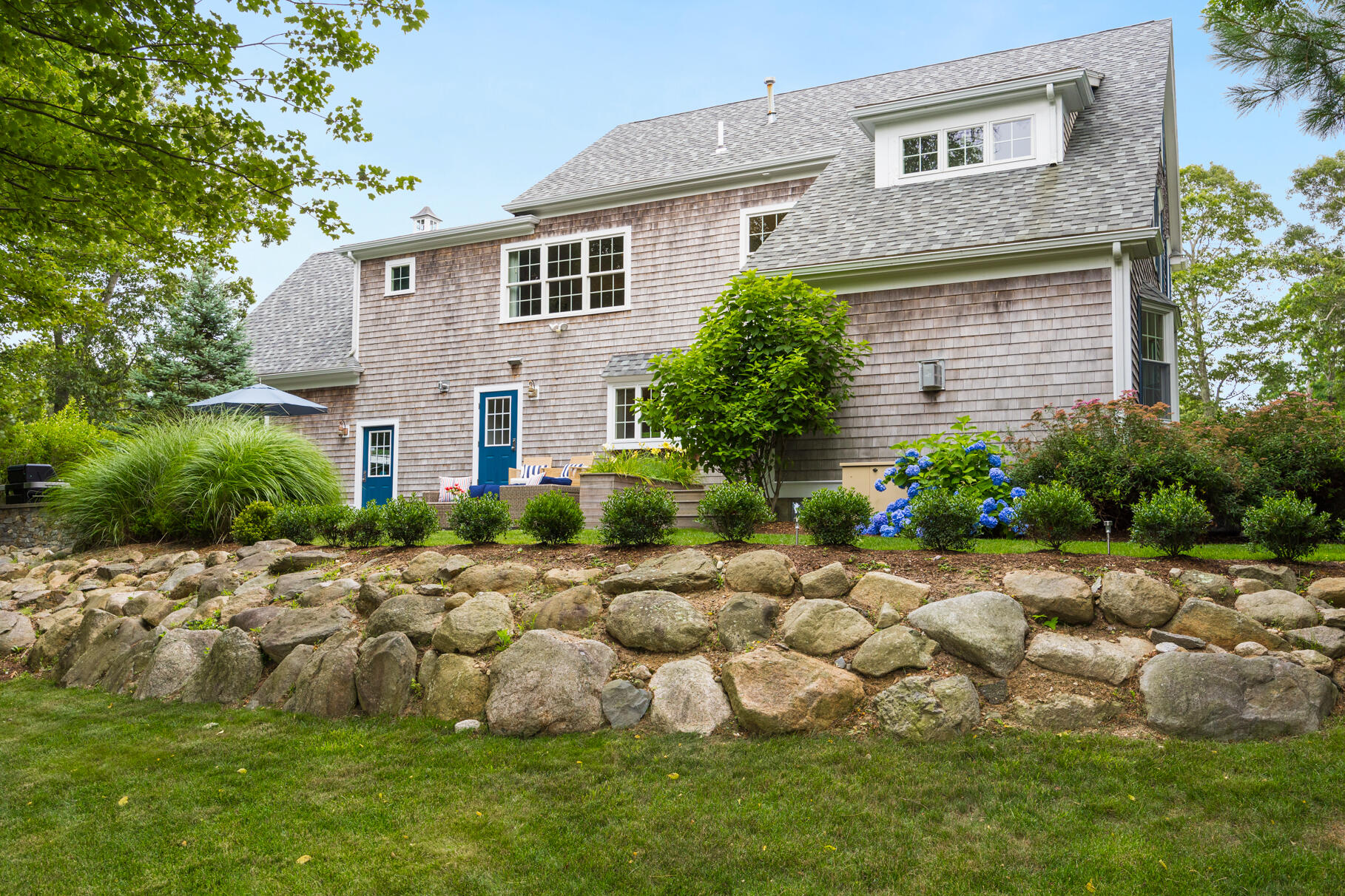 7 Jacobs Meadow Road