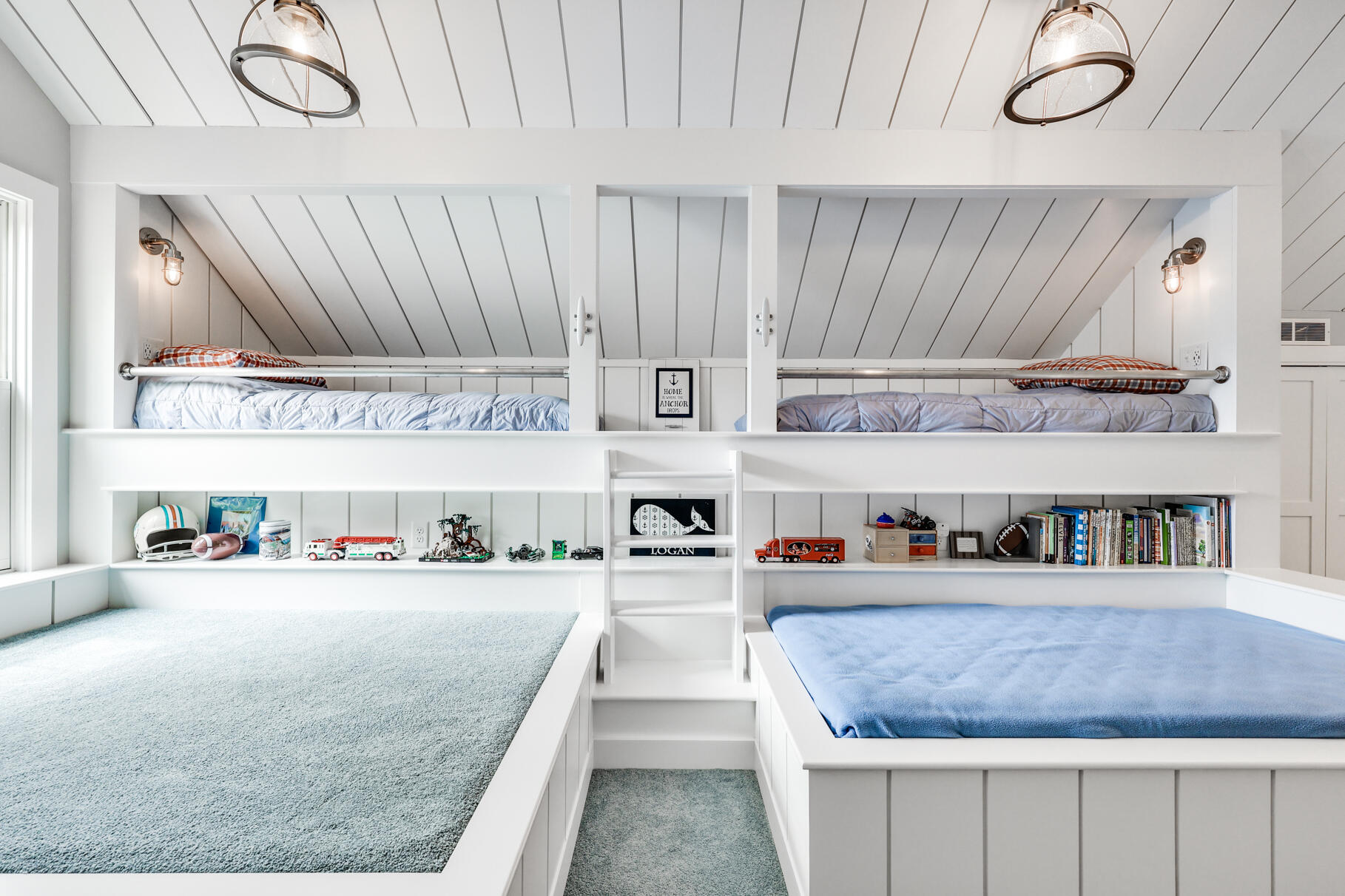 7 Jacobs Meadow Road