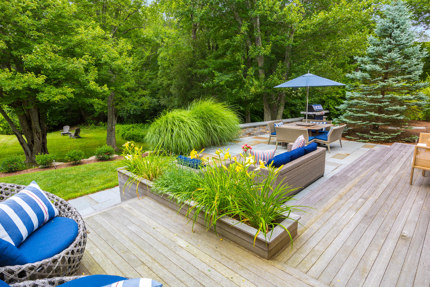 7 Jacobs Meadow Road