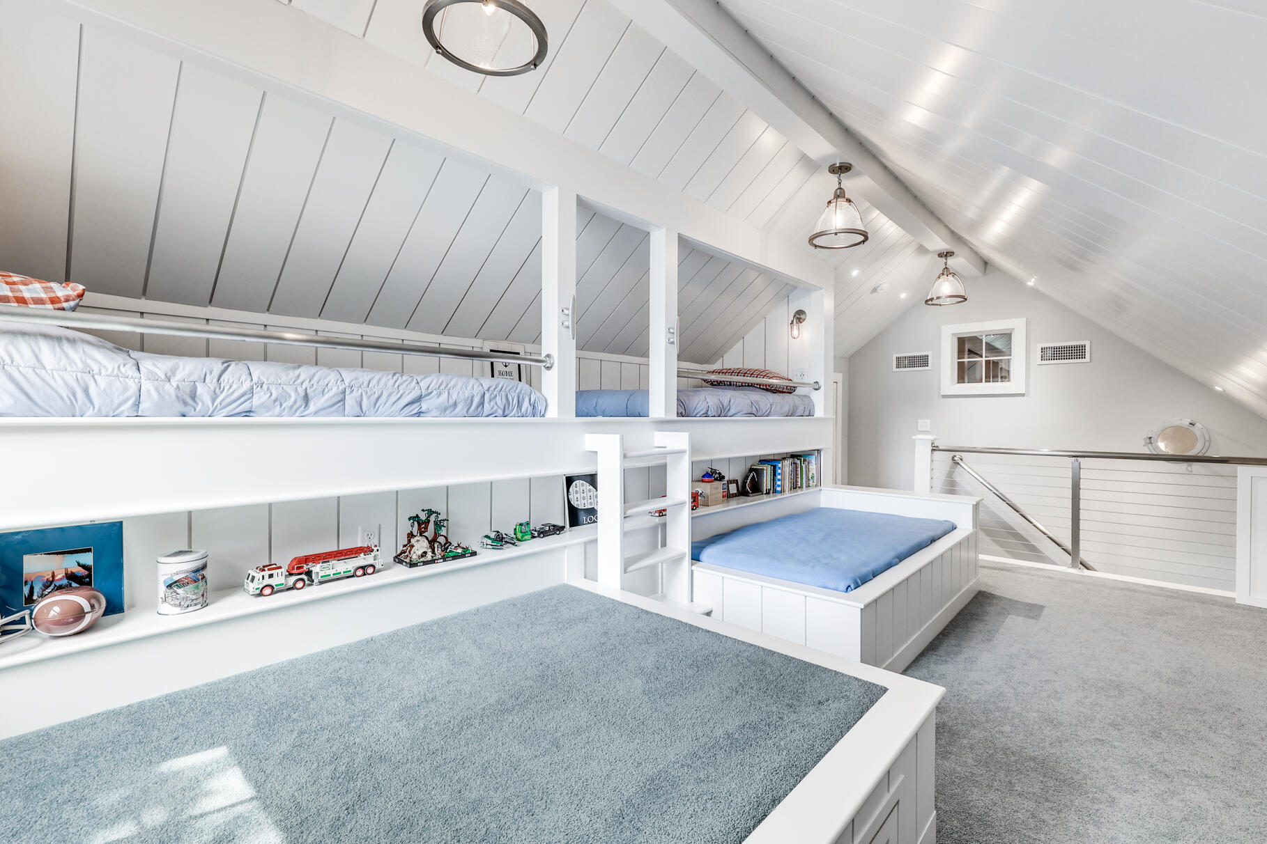 7 Jacobs Meadow Road