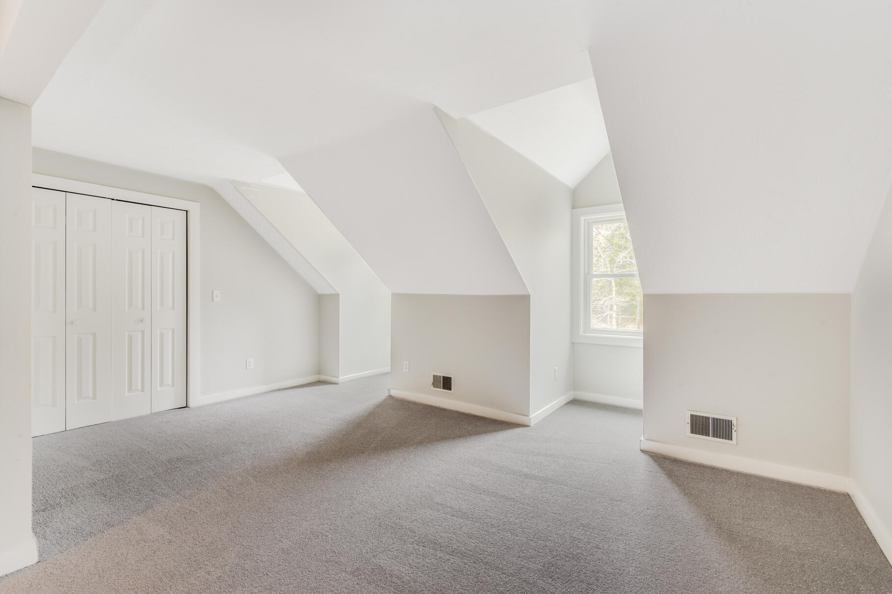 25 Southpoint Drive # D