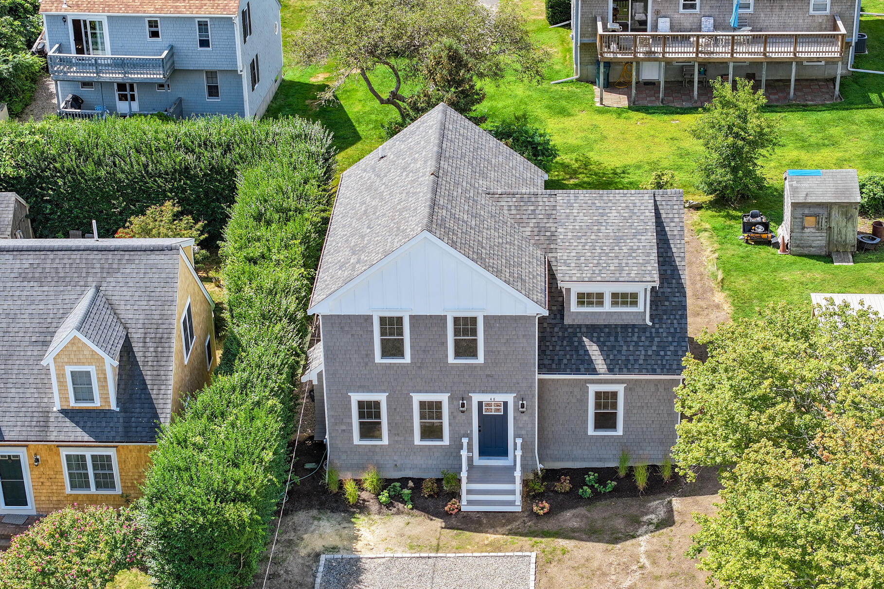 48 Wood Avenue