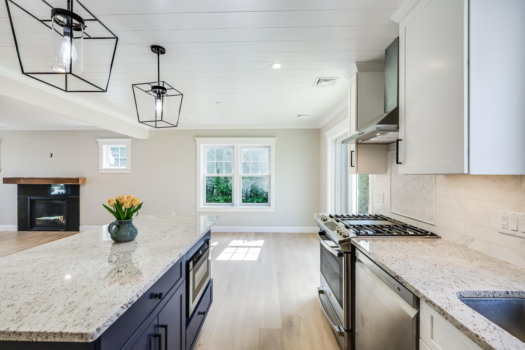 48 Wood Avenue