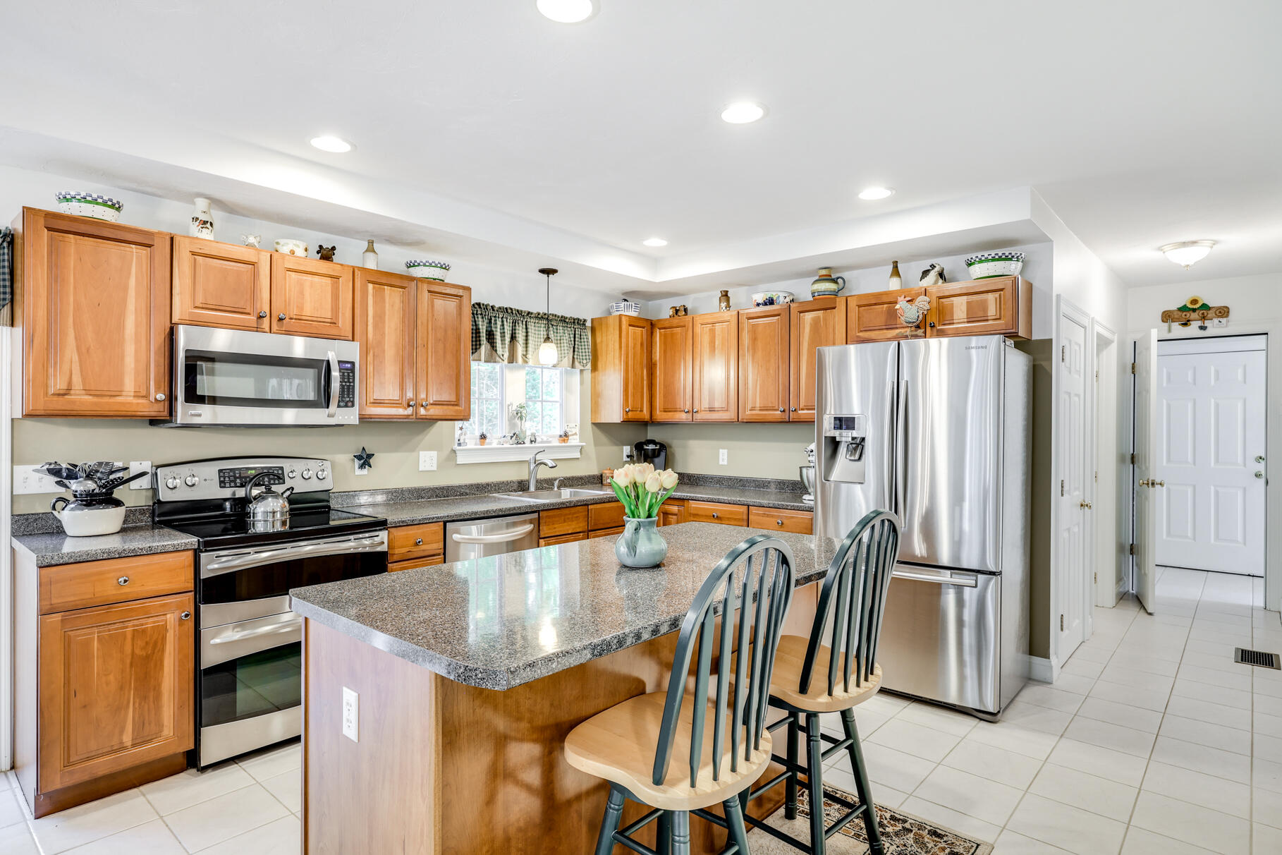 29 Halfway Pond Road