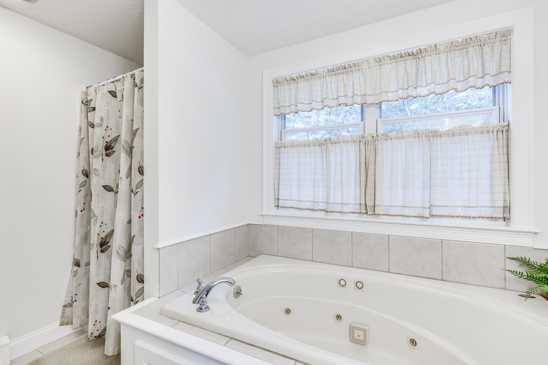 29 Halfway Pond Road