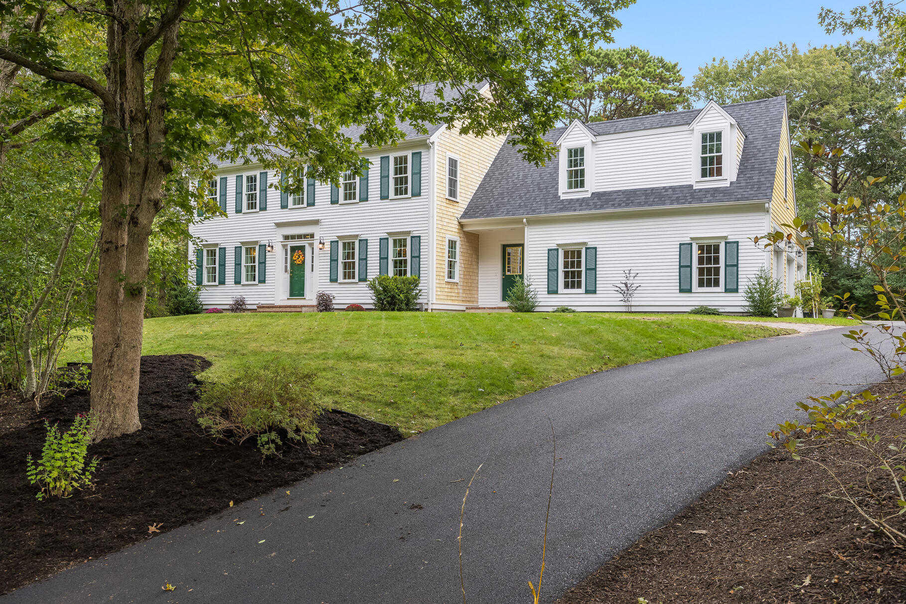 27 Wolf Hill