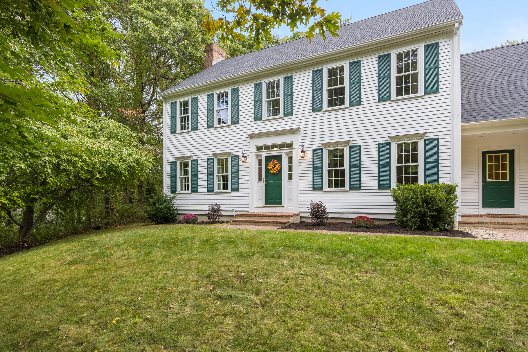 27 Wolf Hill
