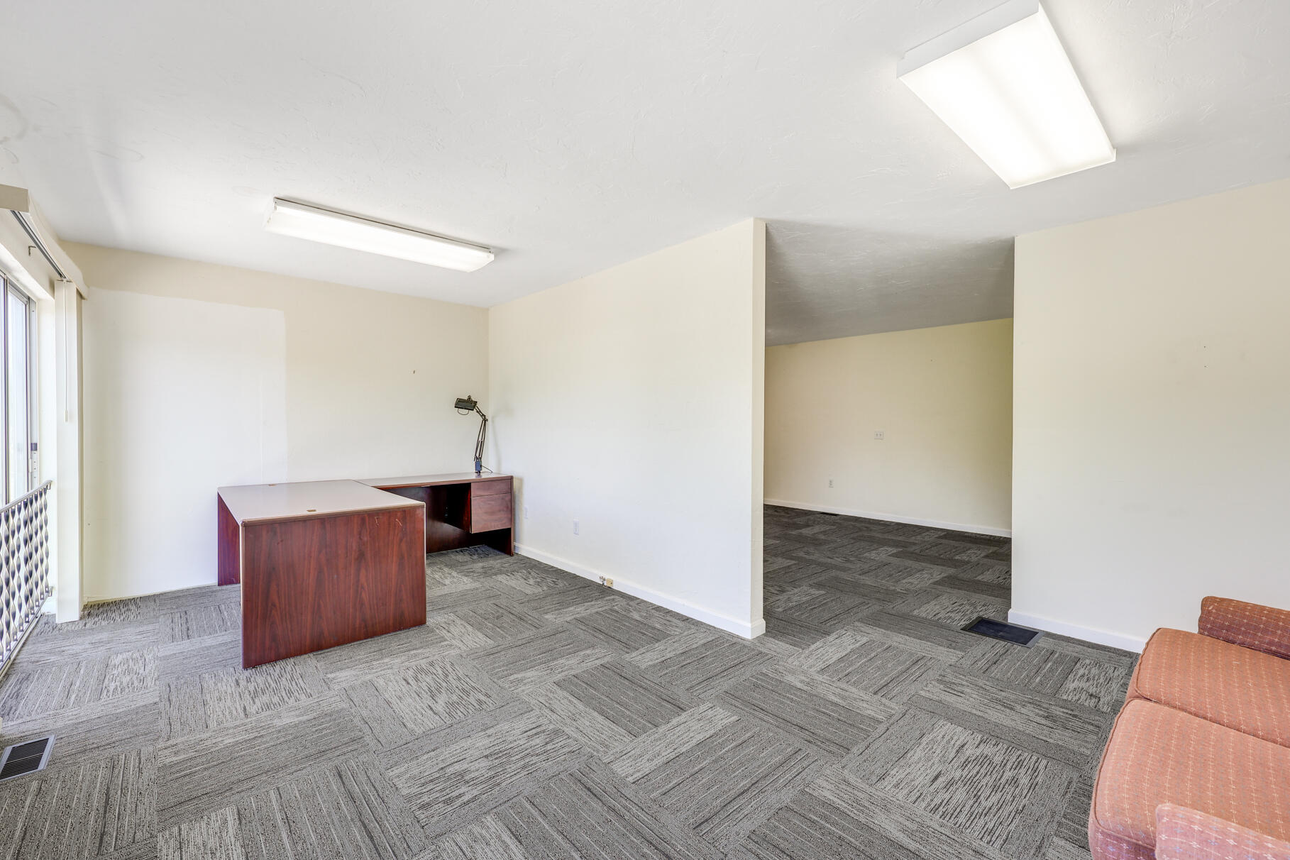 8 Jan Sebastian Drive # 6