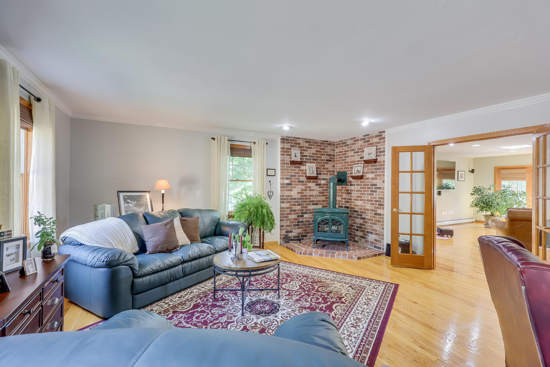 4 Sheldon Lane