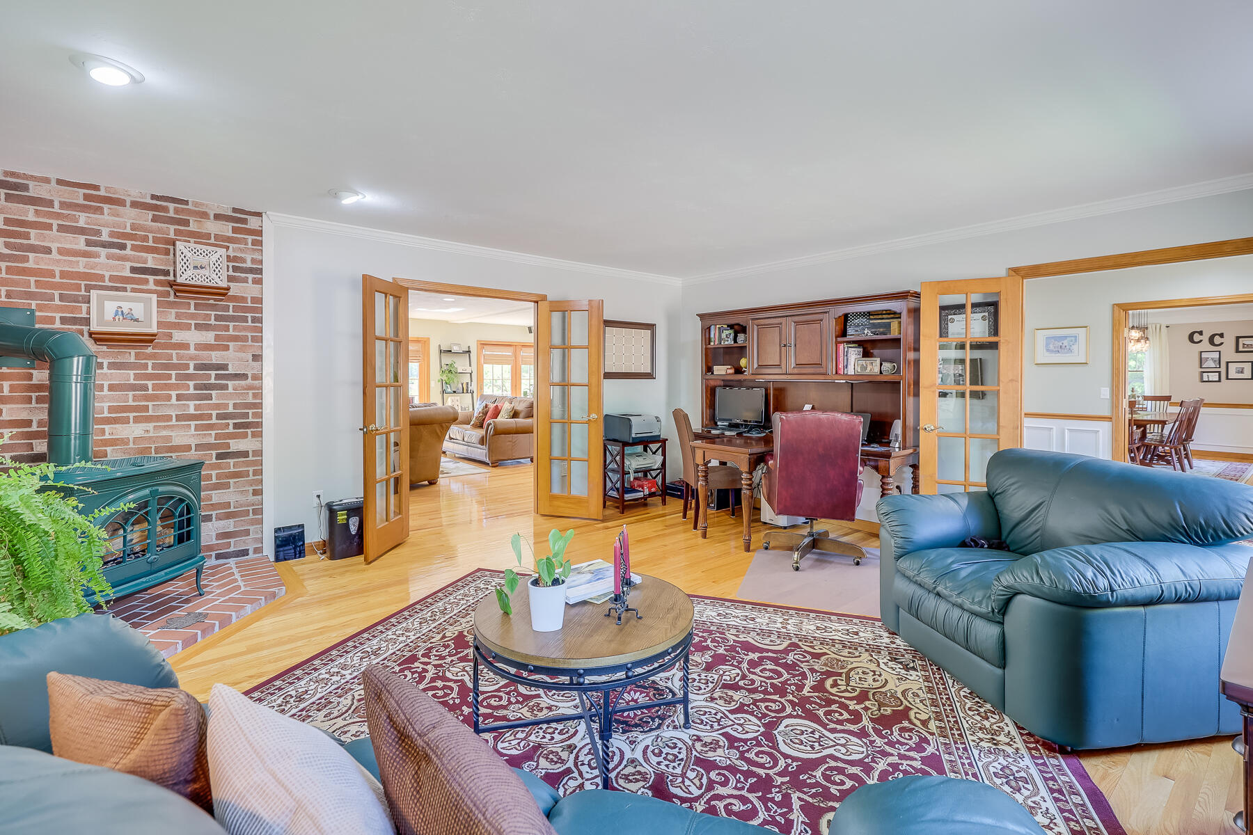 4 Sheldon Lane