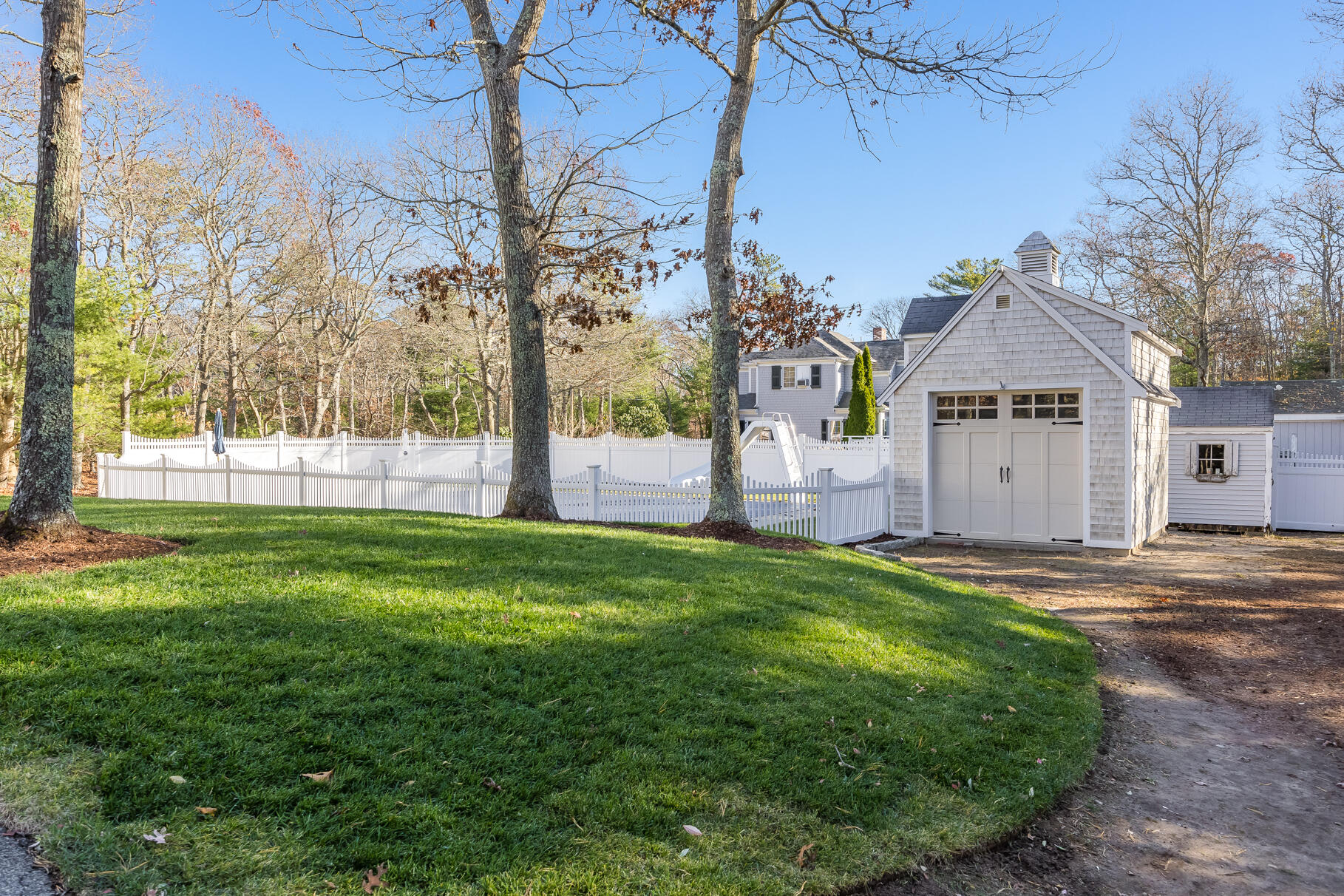 1 Bayview Road