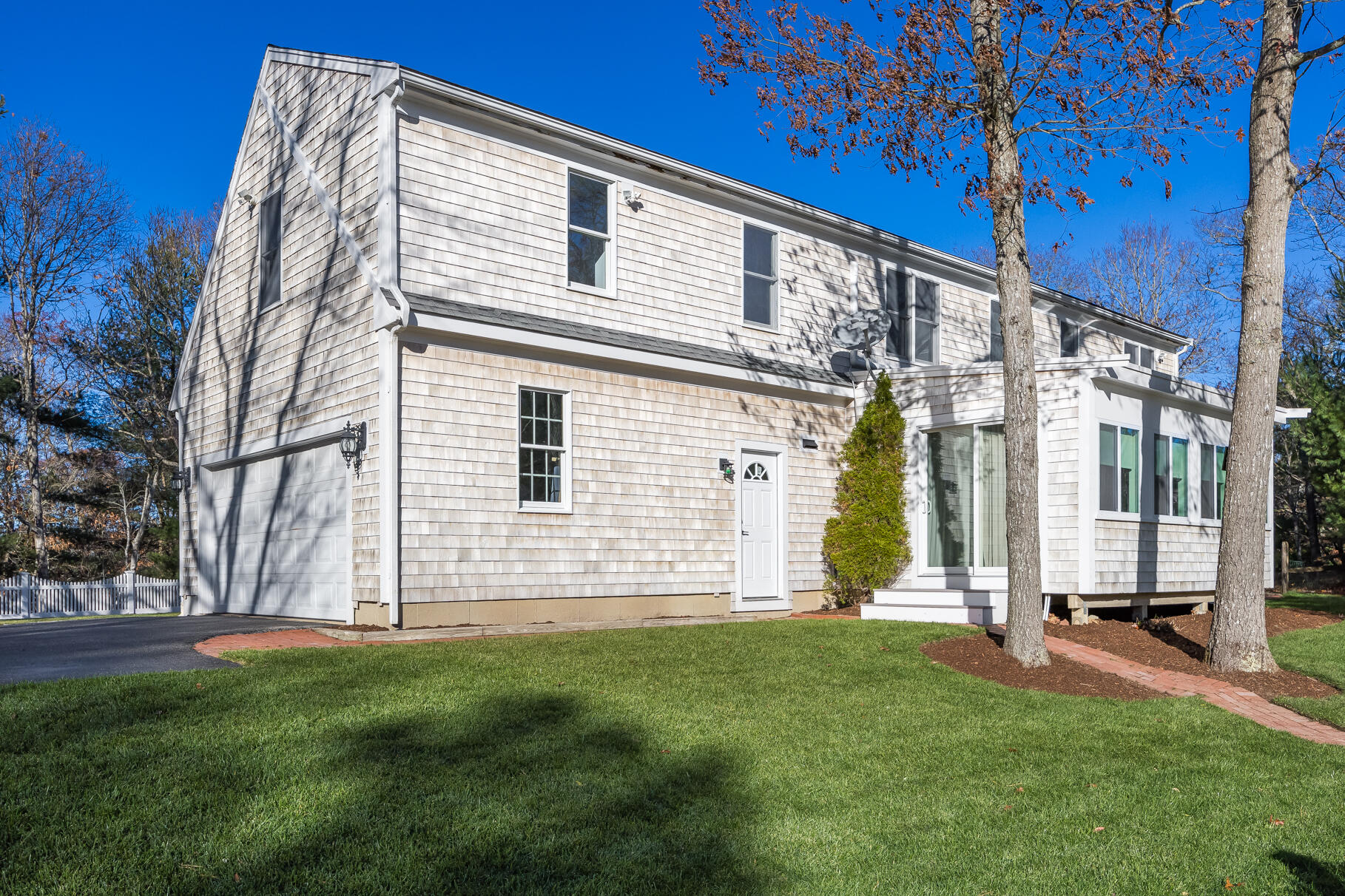 1 Bayview Road
