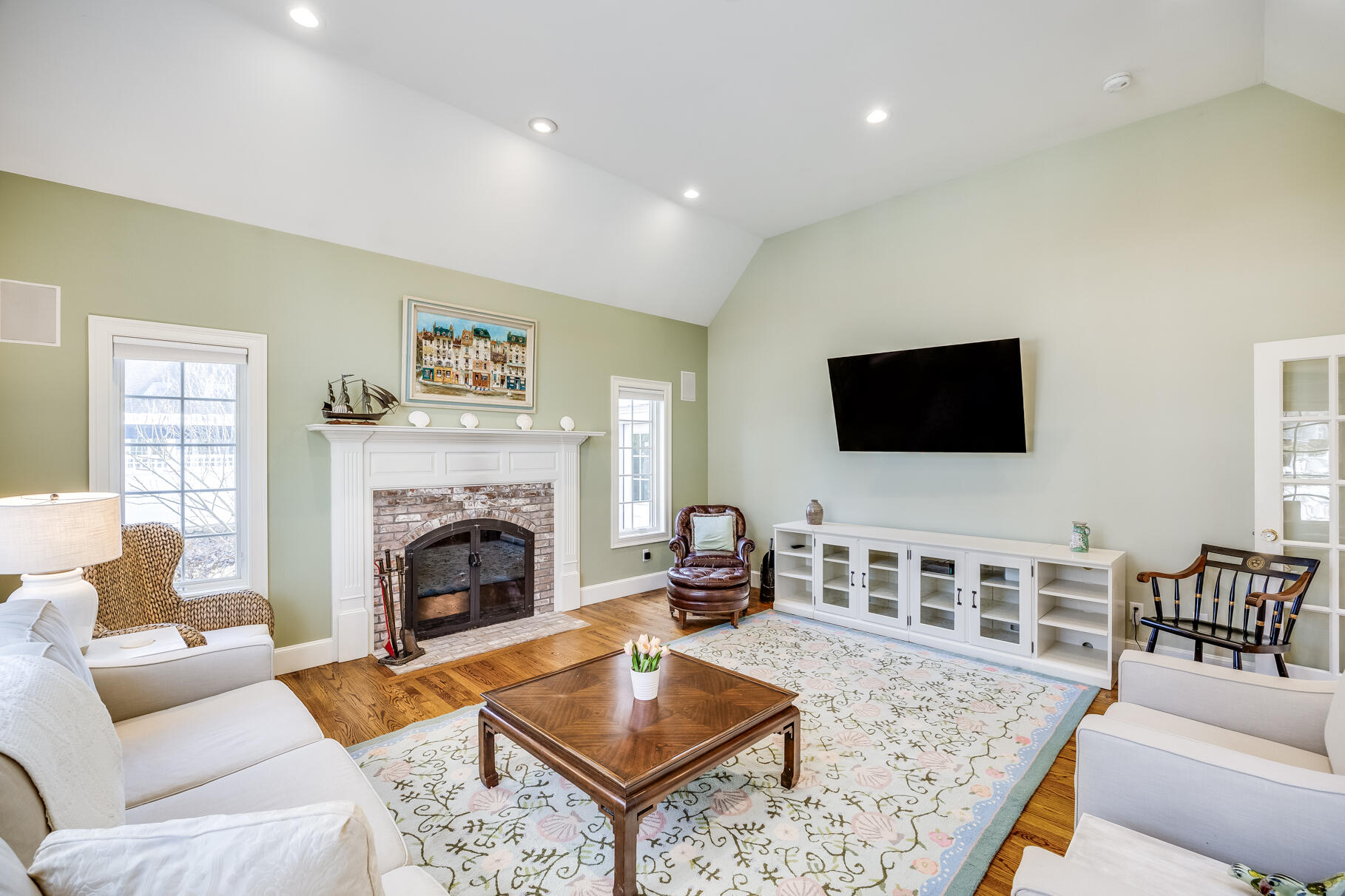 23 Open Space Drive