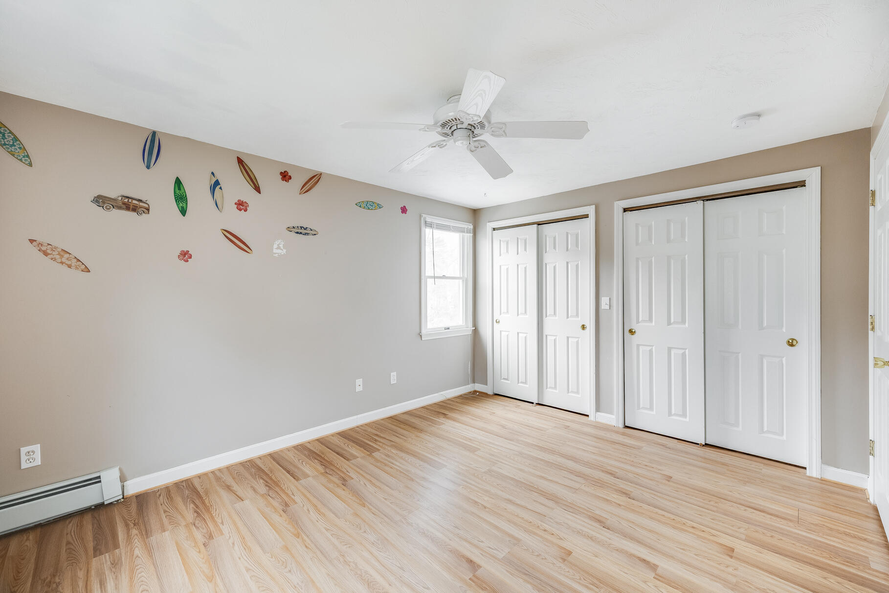 105 Edgewater Drive W