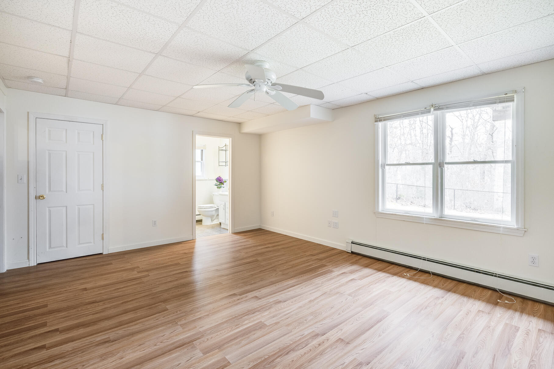 105 Edgewater Drive W