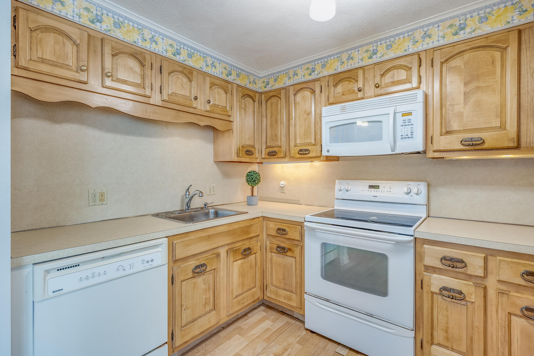 33 Highview Drive