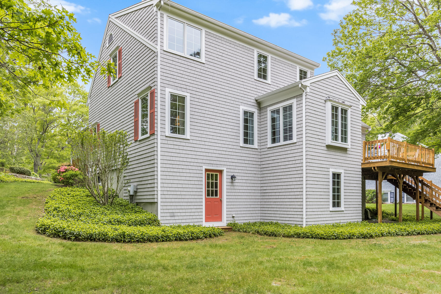 20 Crestview Circle