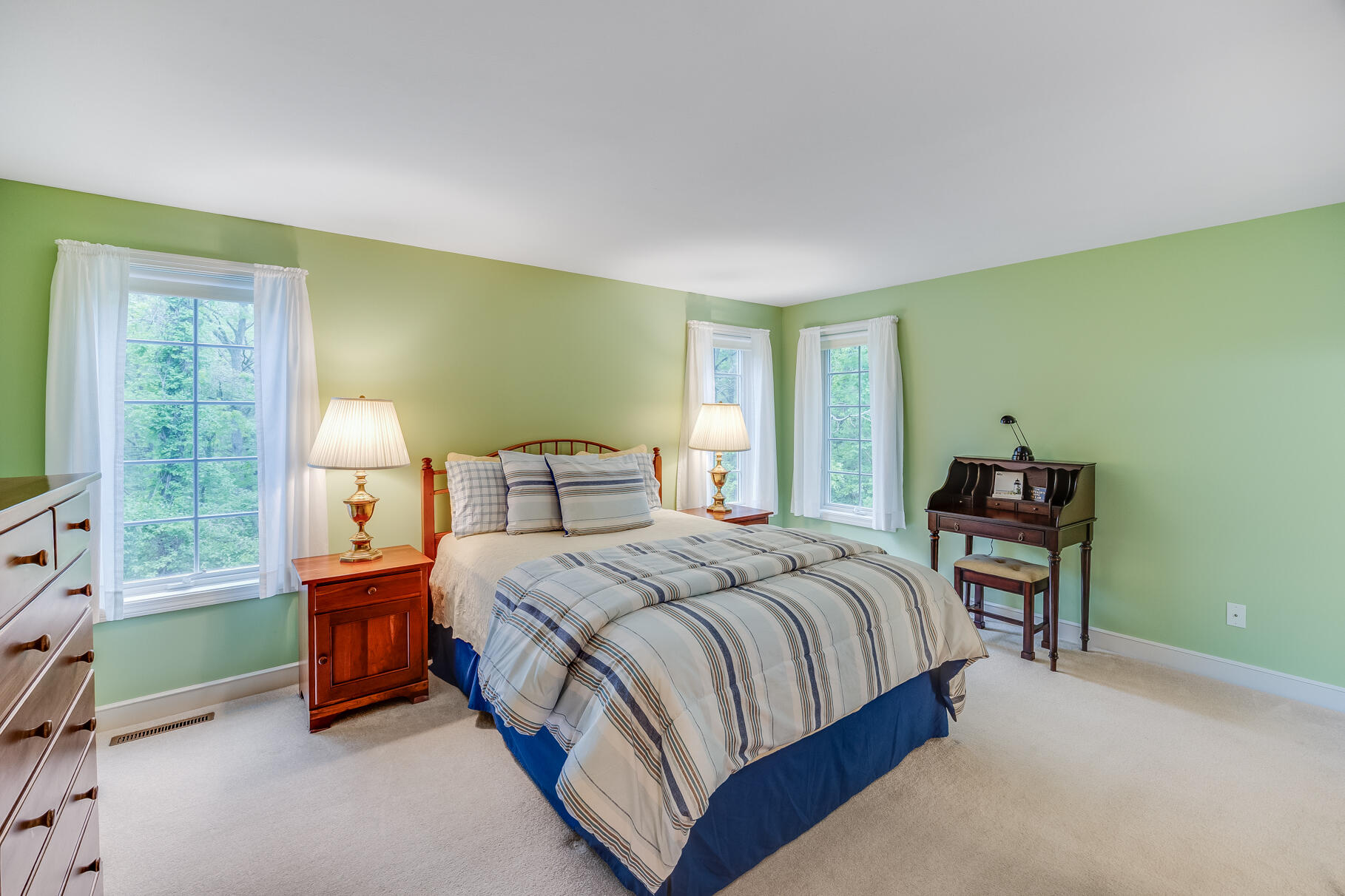 20 Crestview Circle