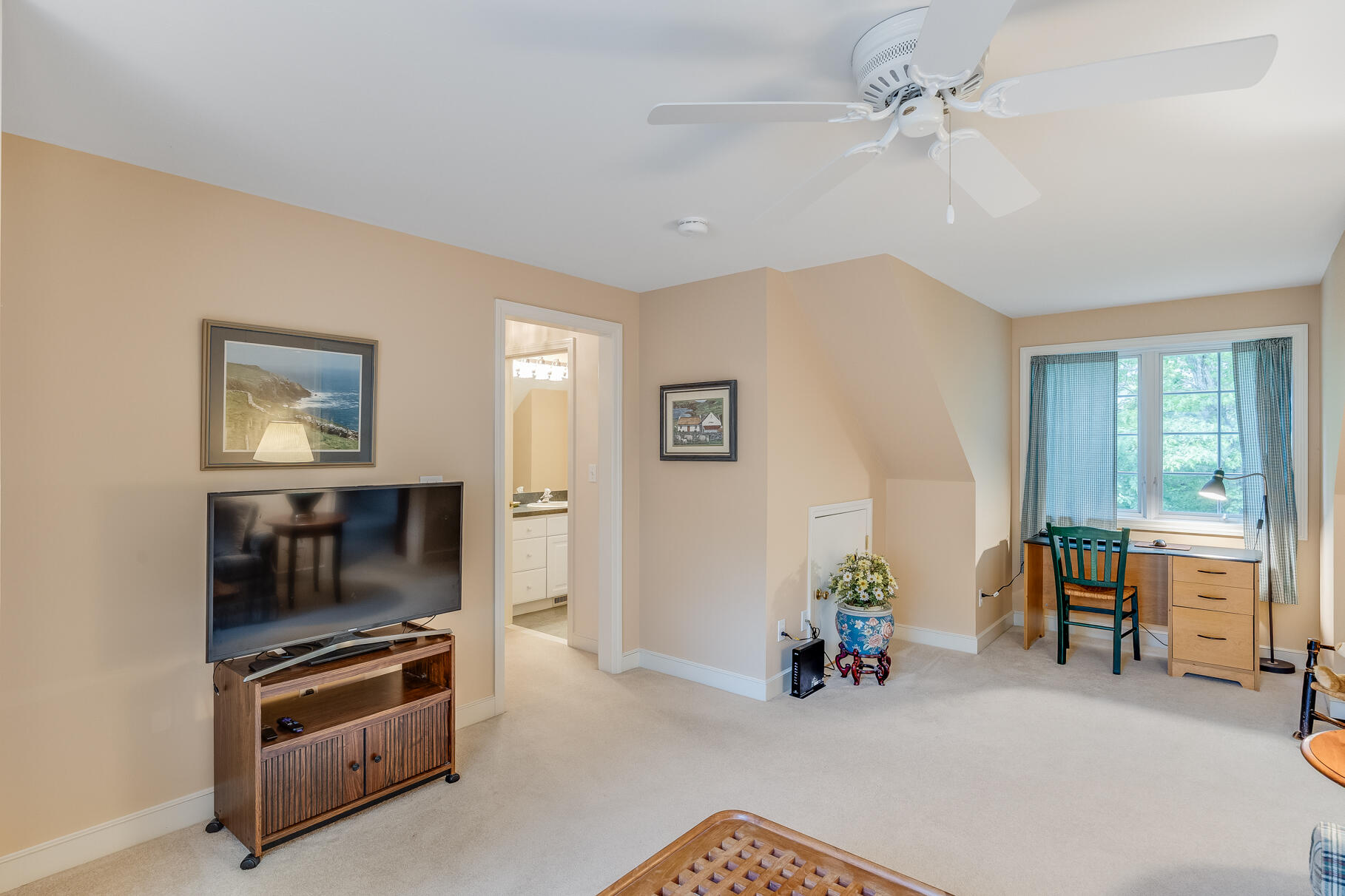 20 Crestview Circle