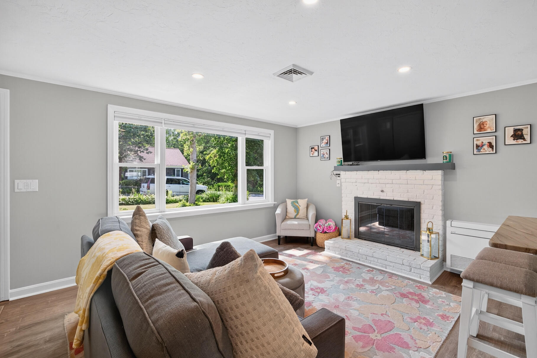 24 Tabor Road