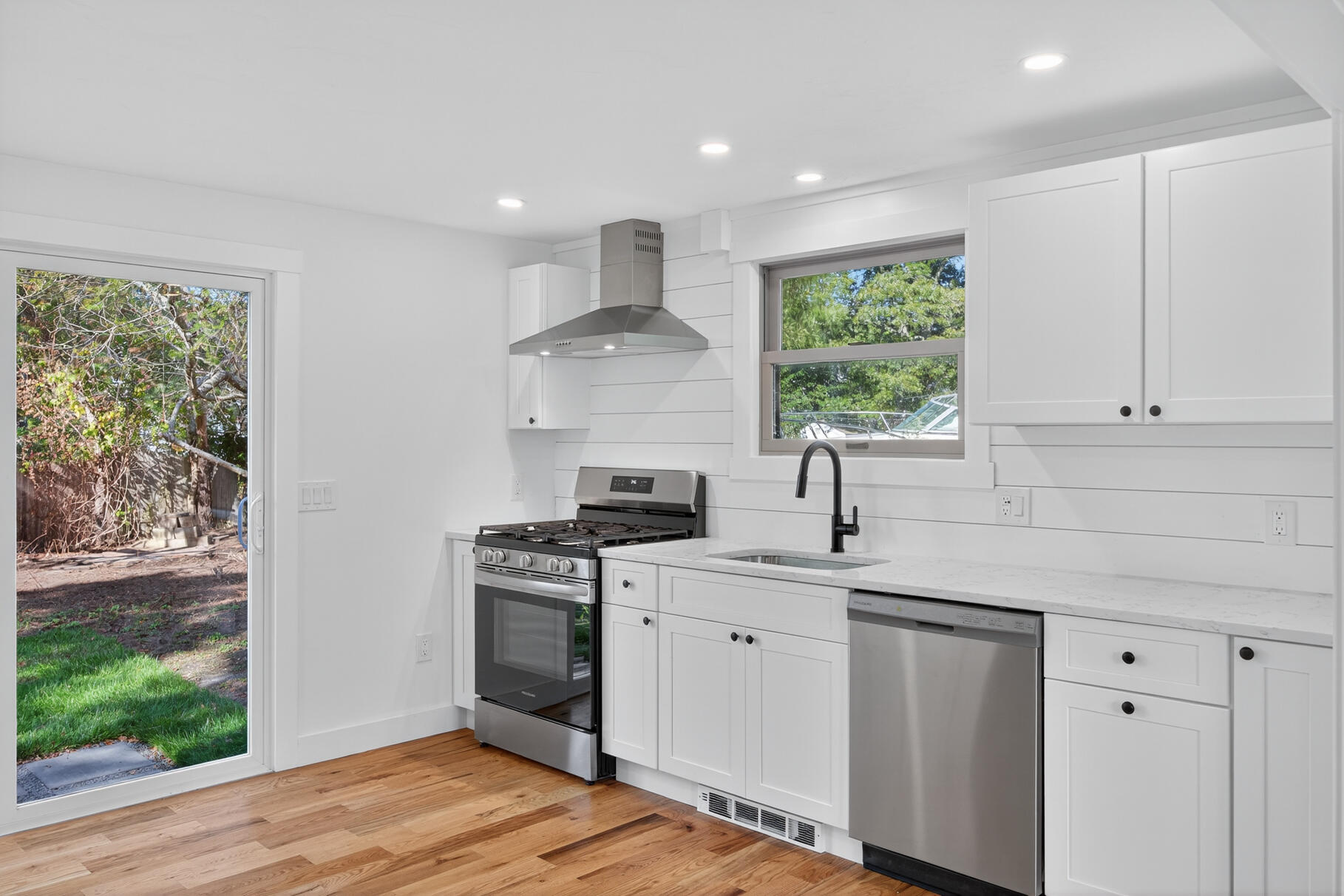 15 Downey Street