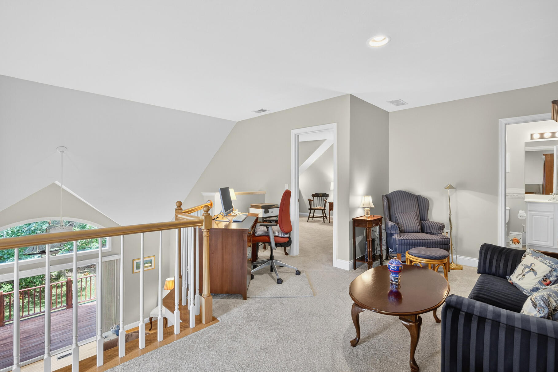 4 Hollyhock Knoll Court UNIT 4