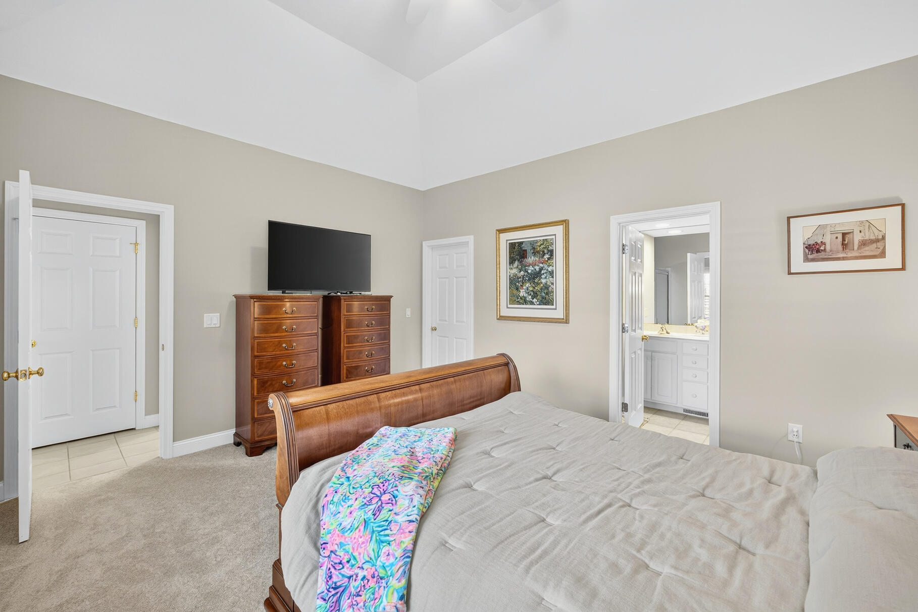 4 Hollyhock Knoll Court UNIT 4