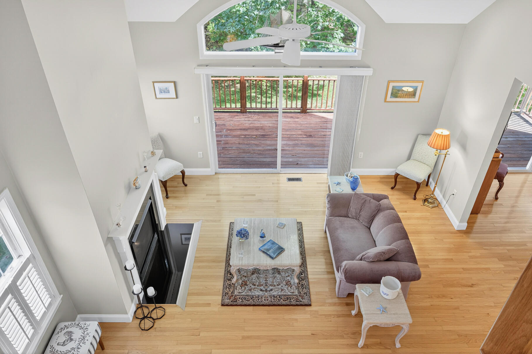 4 Hollyhock Knoll Court UNIT 4