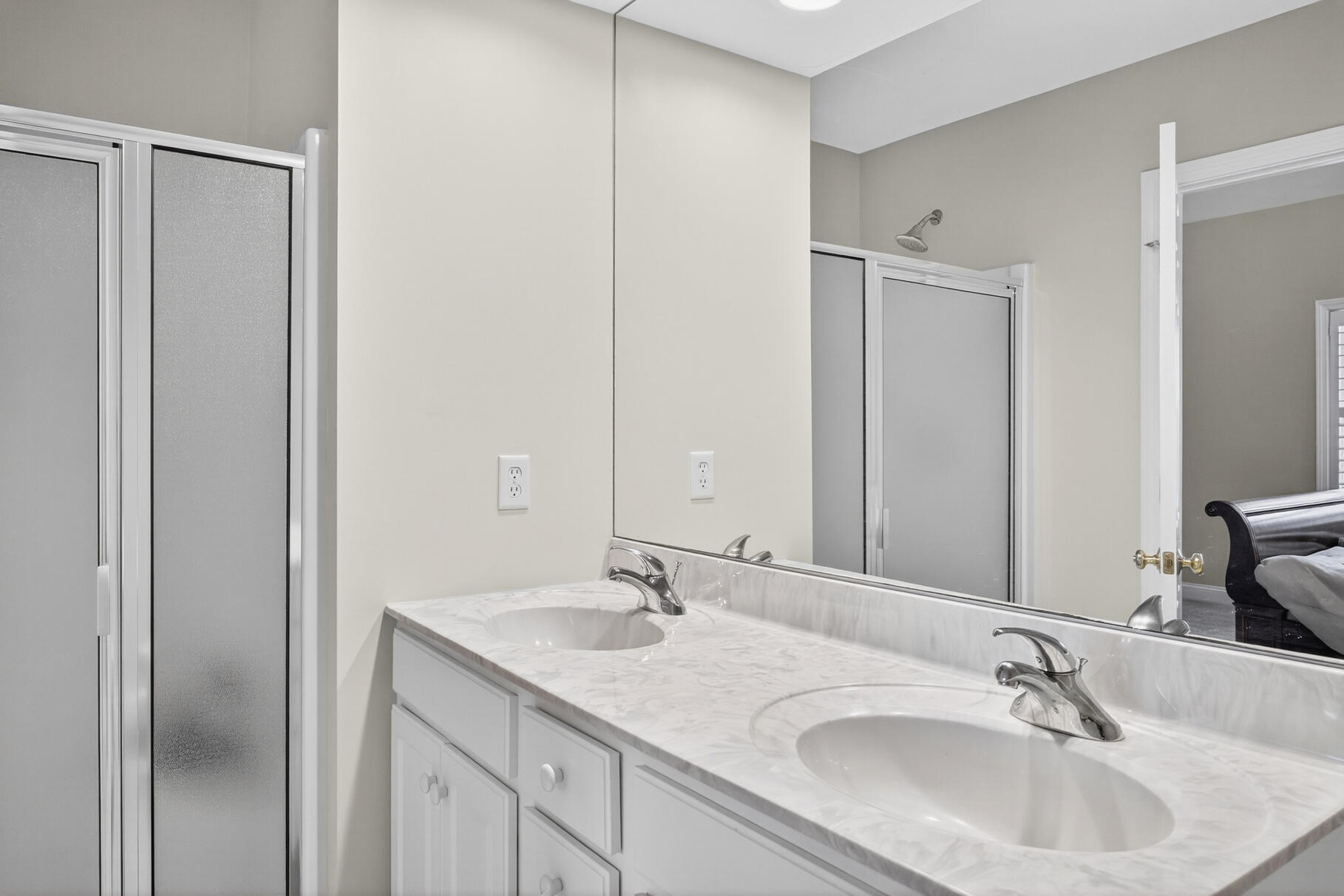 4 Hollyhock Knoll Court UNIT 4