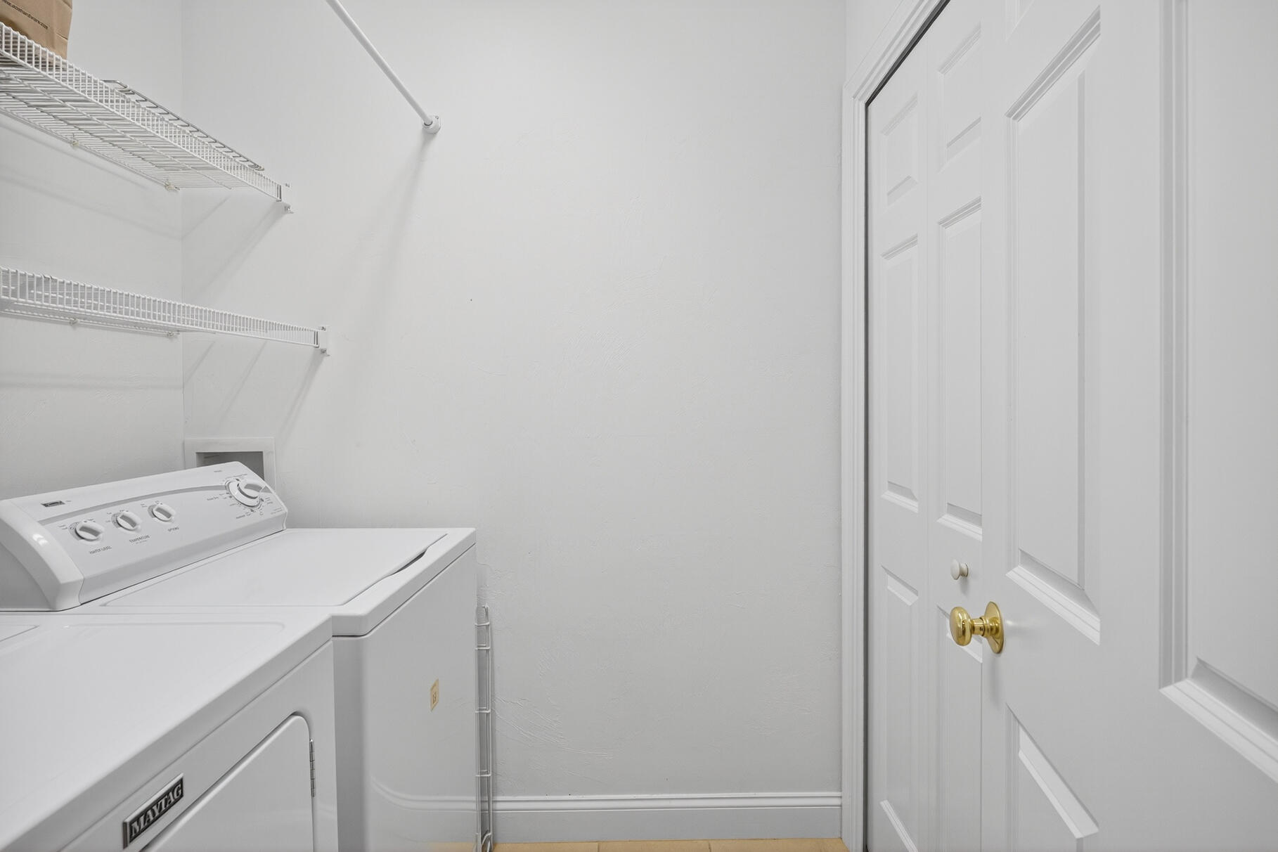 4 Hollyhock Knoll Court UNIT 4