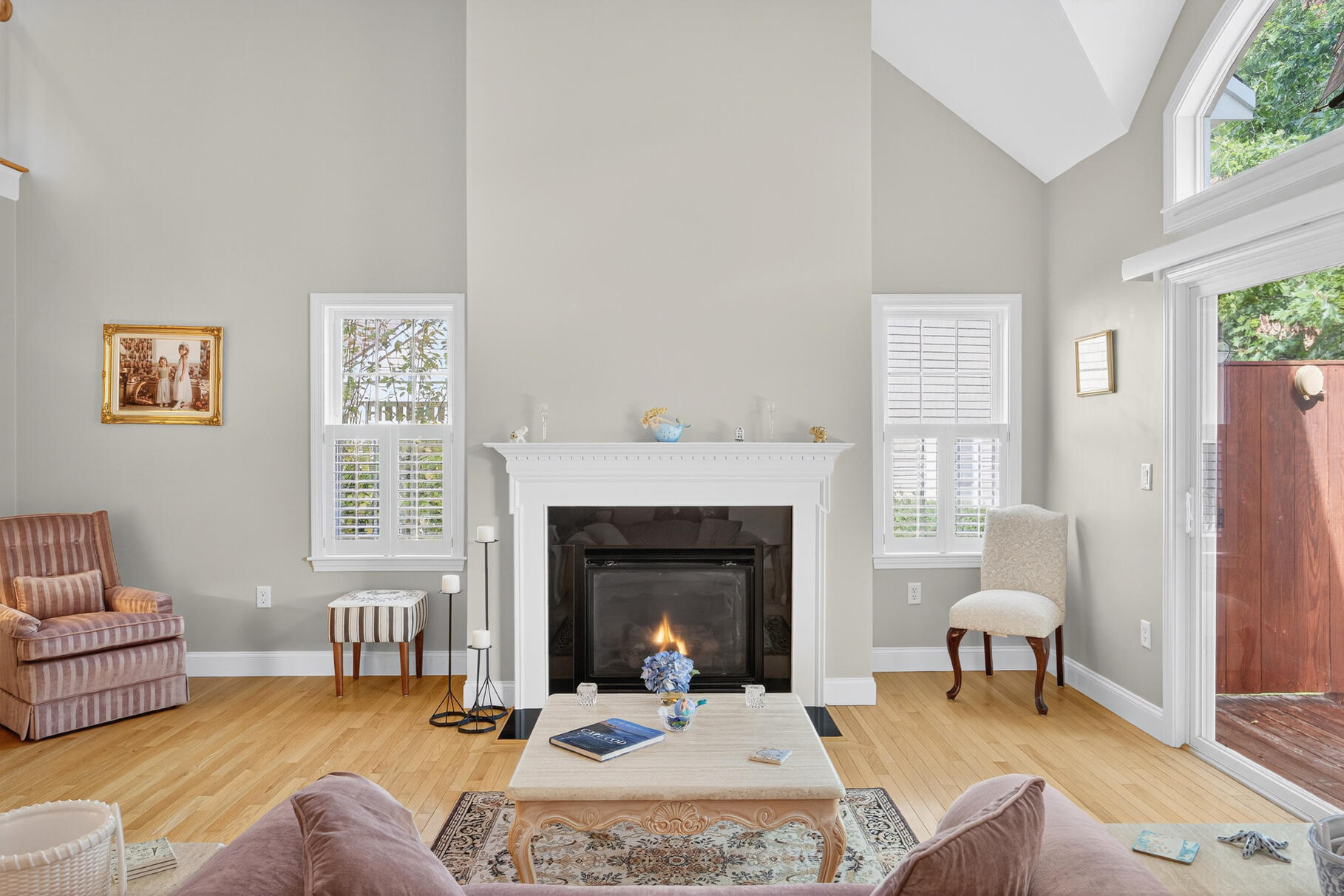 4 Hollyhock Knoll Court UNIT 4